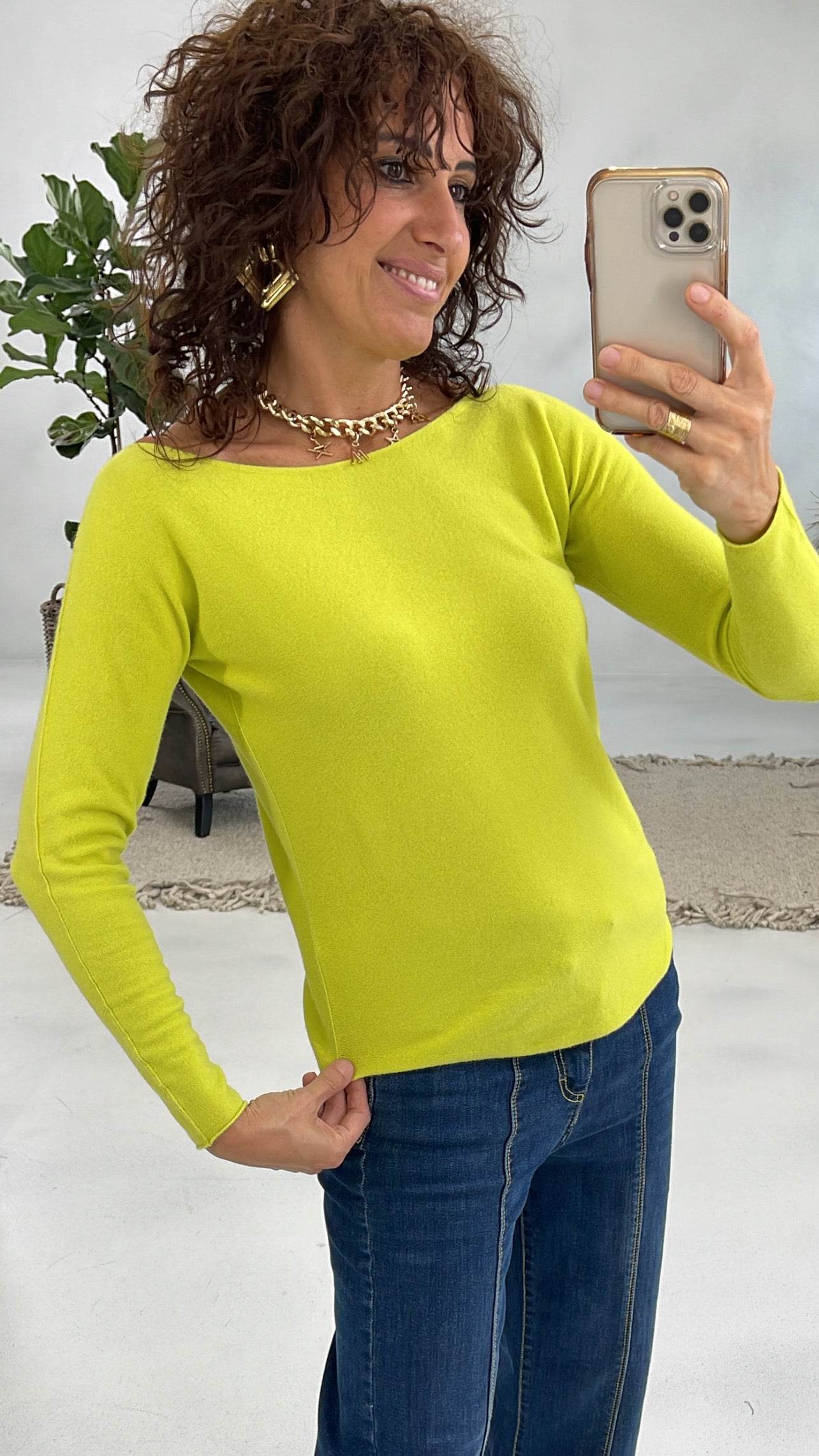 CEDRO T-SHIRT BASICA IN CALDA VISCOSA MANICA LUNGA E SCOLLO A BARCHETTA