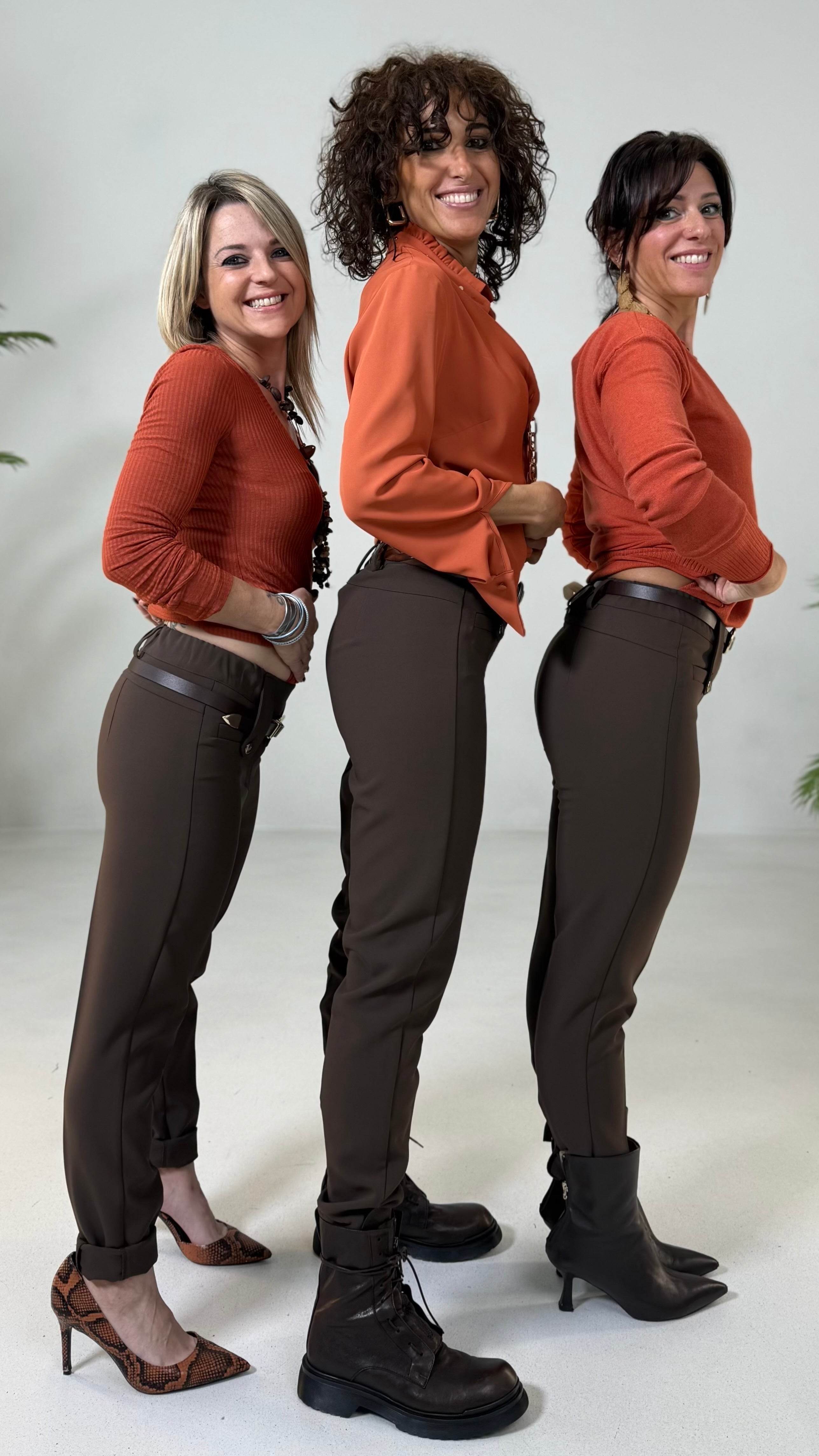 PANTALONE BASIC IN CADY TECNICO