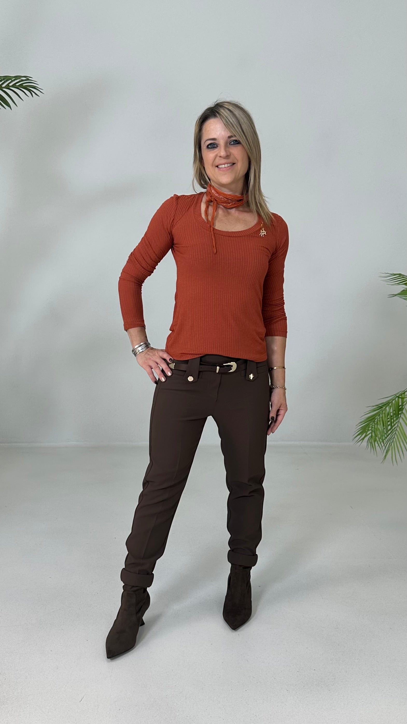 PANTALONE BASIC IN CADY TECNICO