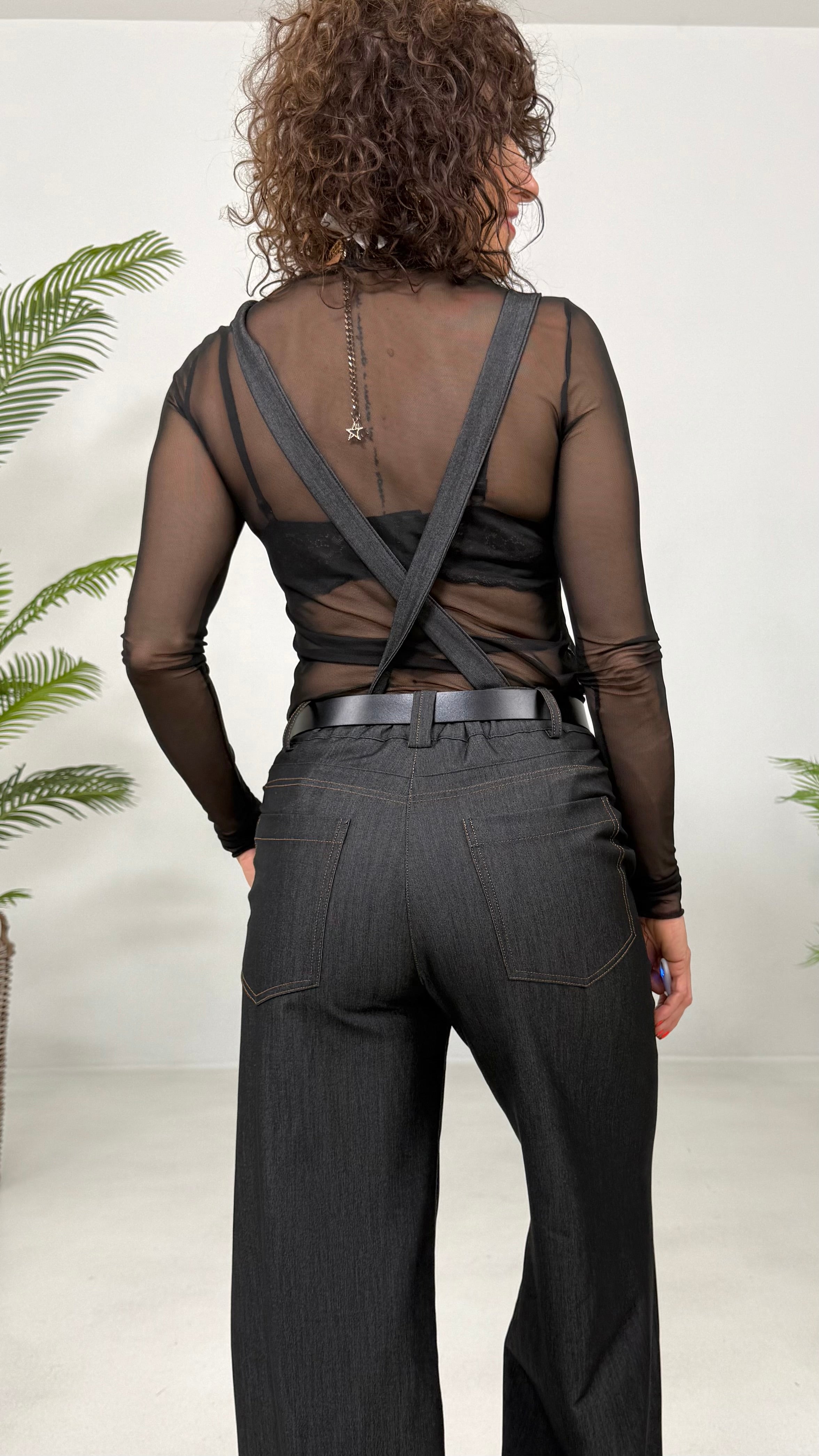 PETTORINA PER EFFETTO SALOPETTE IN JEANS SLEGATO