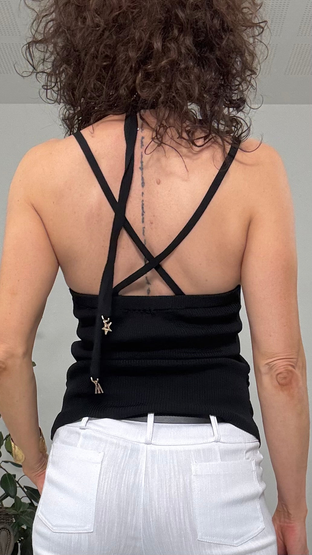 109 P25 NERO CANOTTA IN VISCOSA ELASTICA CON DOPPIE SPALLINE