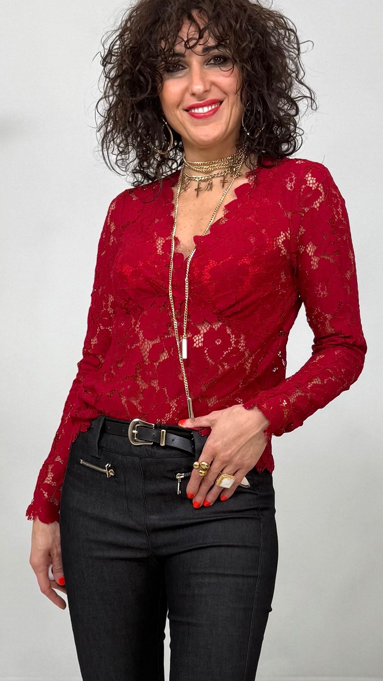 MAGLIA IN PIZZO CON MANICHE LUNGHE