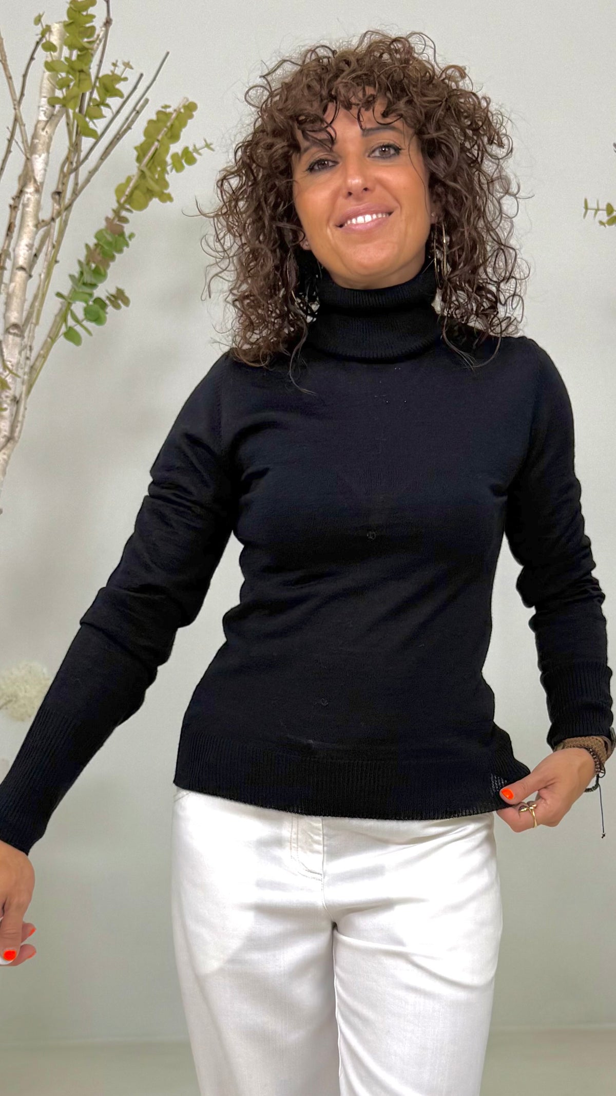 MAGLIA BASIC IN MERINOS CON COLLO ALTO