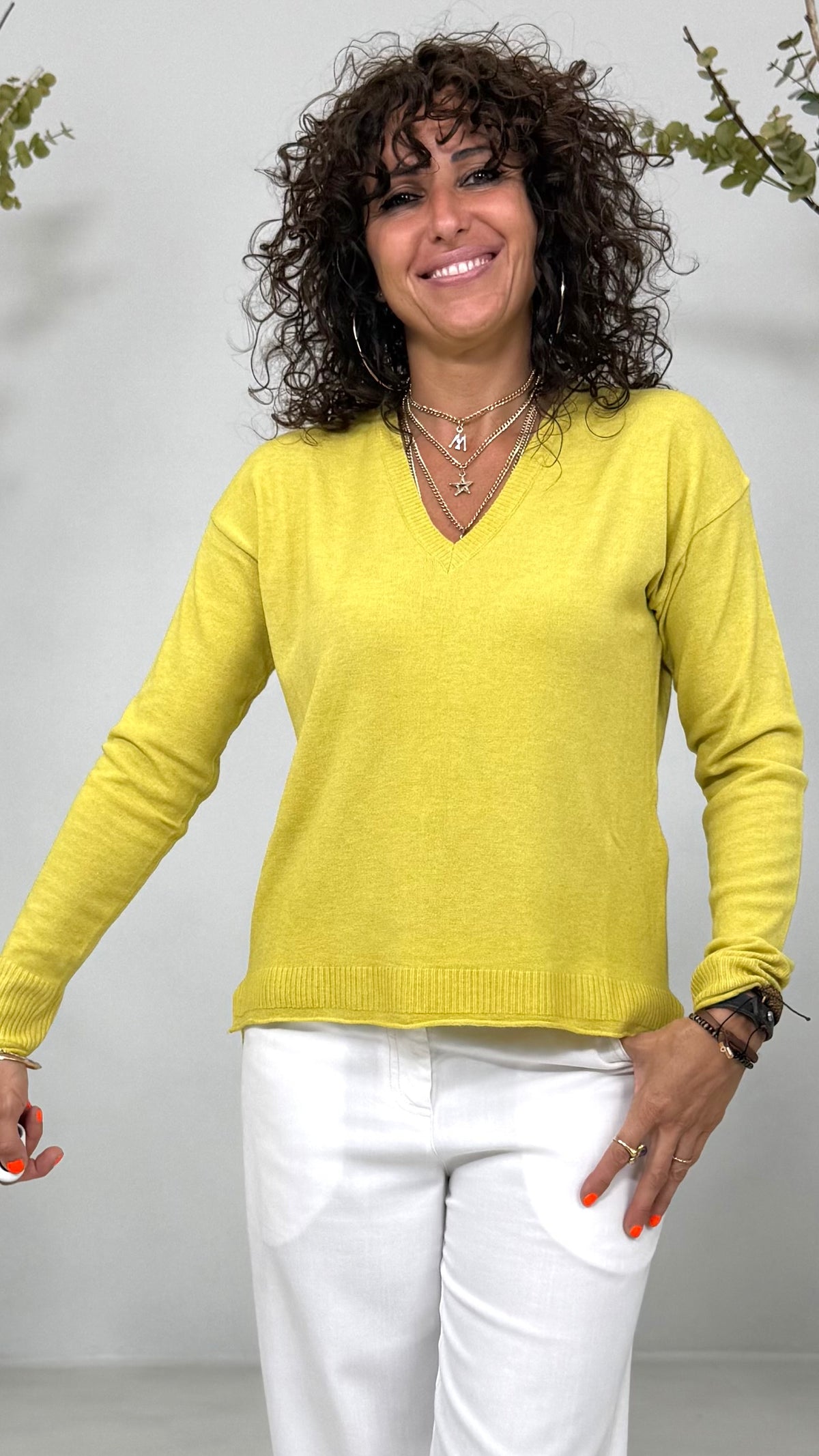MAGLIA QUADRATA CON SCOLLO A V IN CALDA VISCOSA