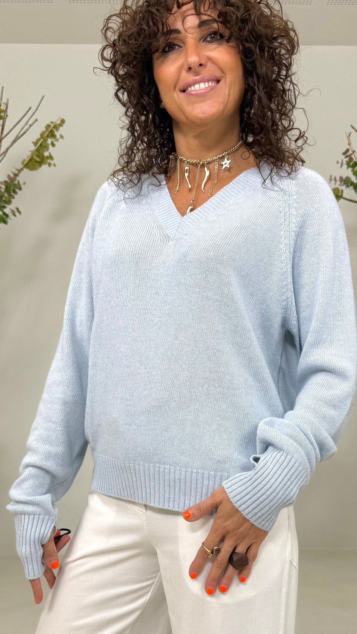 MAGLIA QUADRATA SCOLLO A V IN MISTO CASHMERE