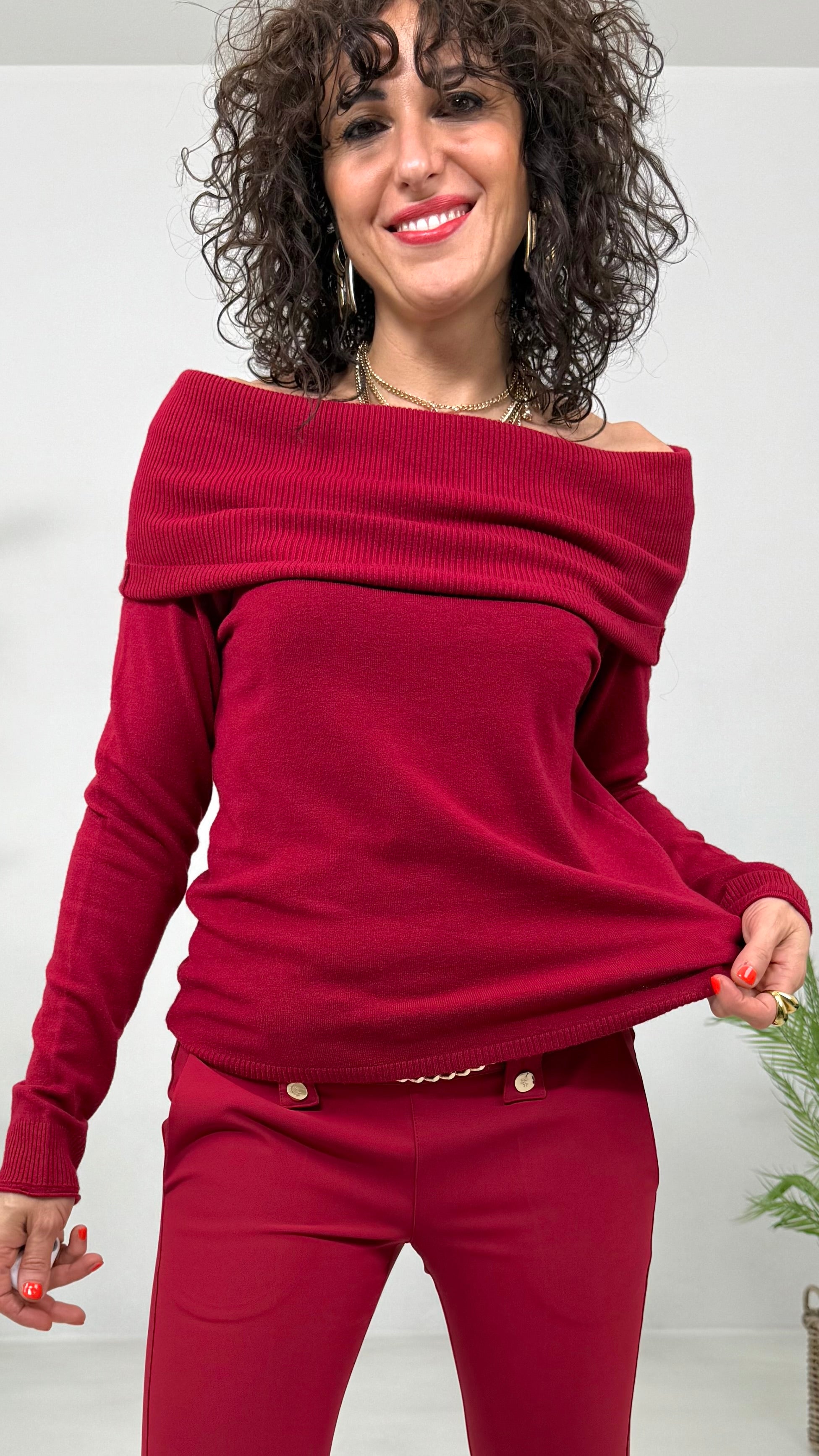 MAGLIA IN CALDA VISCOSA LINEA DRITTA COLLO SHIFFER