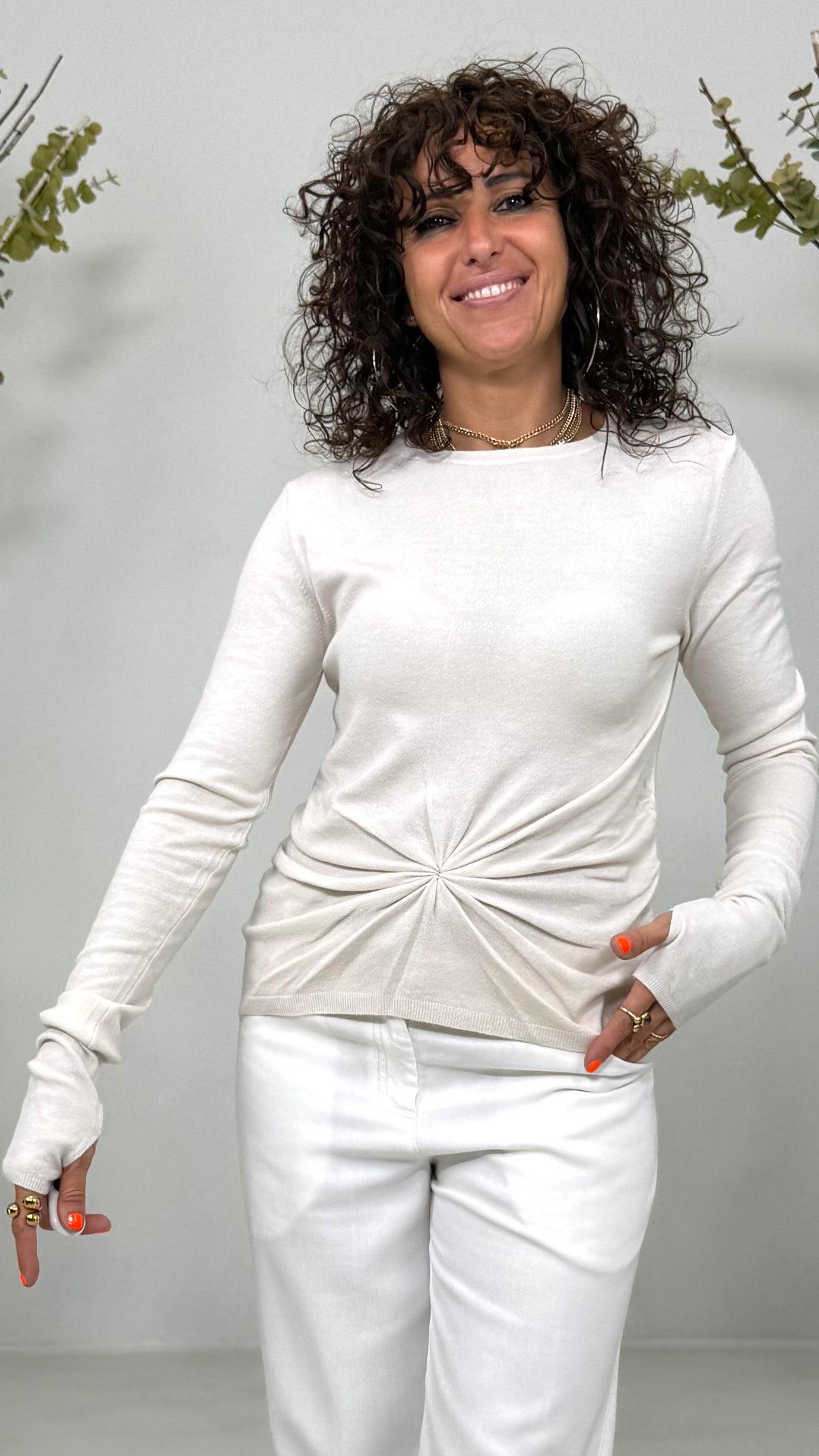 MAGLIA SLIM A GIROCOLLO CON ARRICCIO DAVANTI IN CALDA VISCOSA