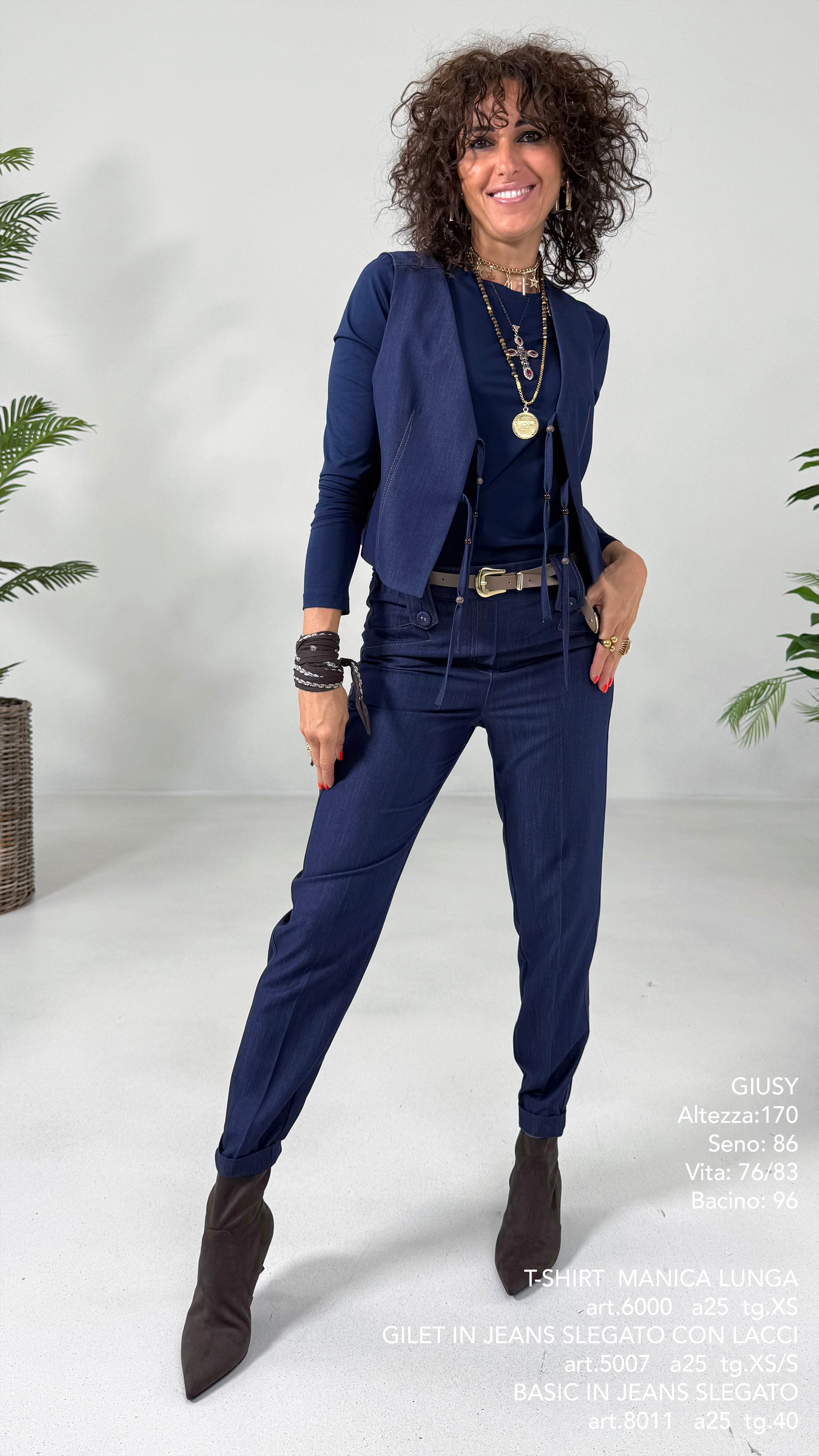 BASIC IN TESSUTO JEANS SLEGATO