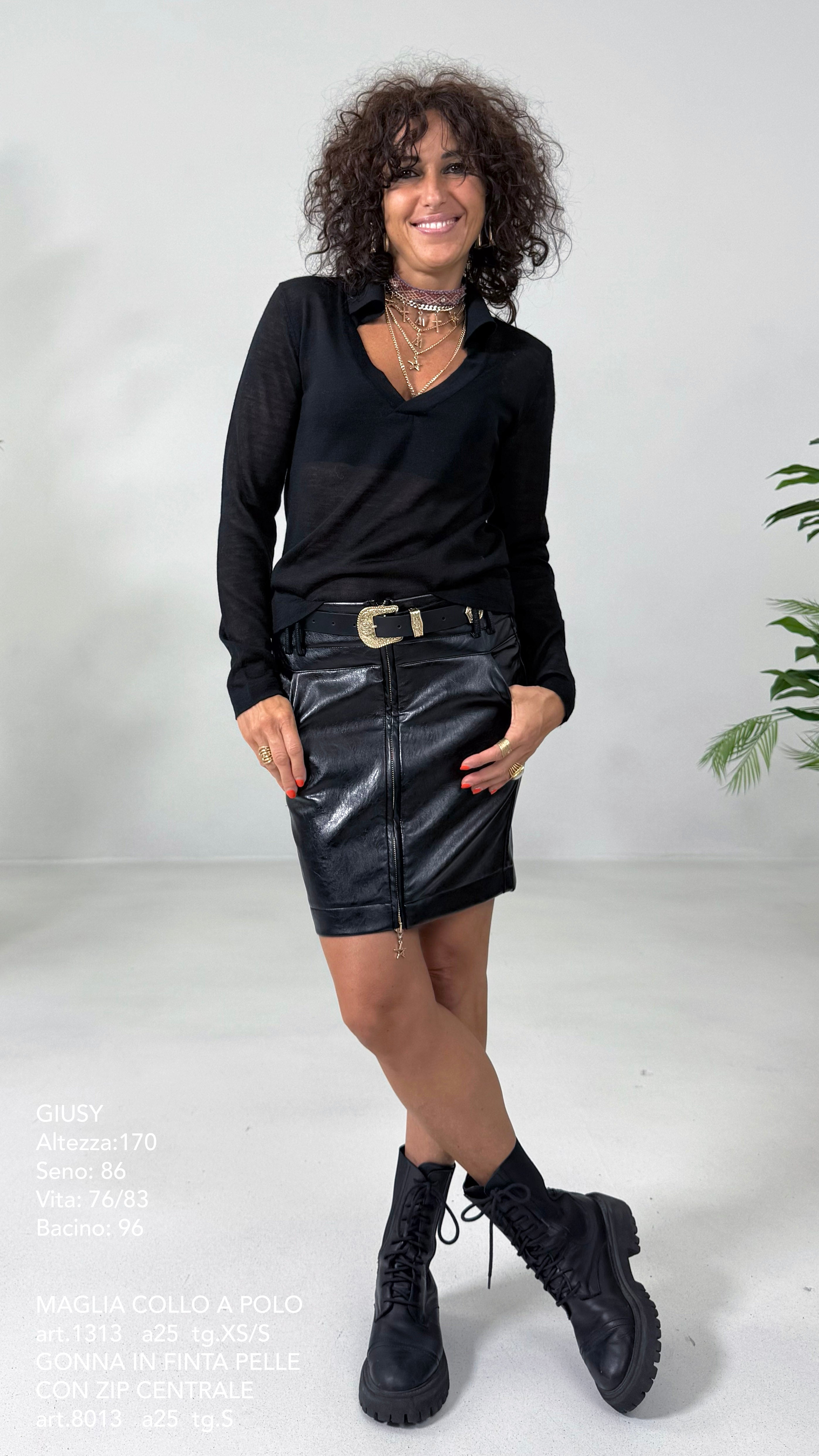 MAGLIA COLLO A POLO IN LANA VISCOSA