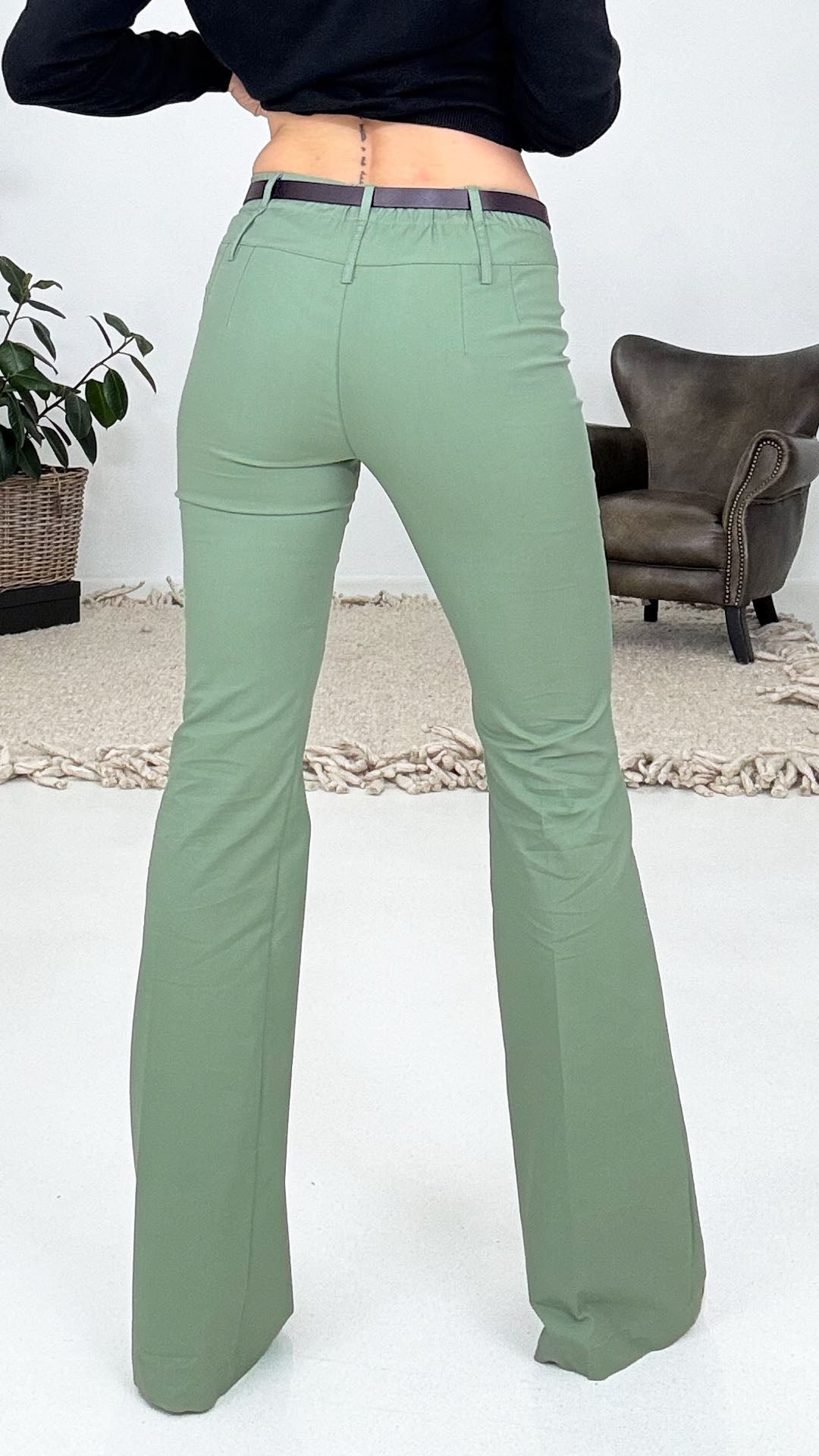 816 P25 SALVIA PANTALONE A ZAMPA IN TESSUTO TECNICO LIGHT DI COTONE