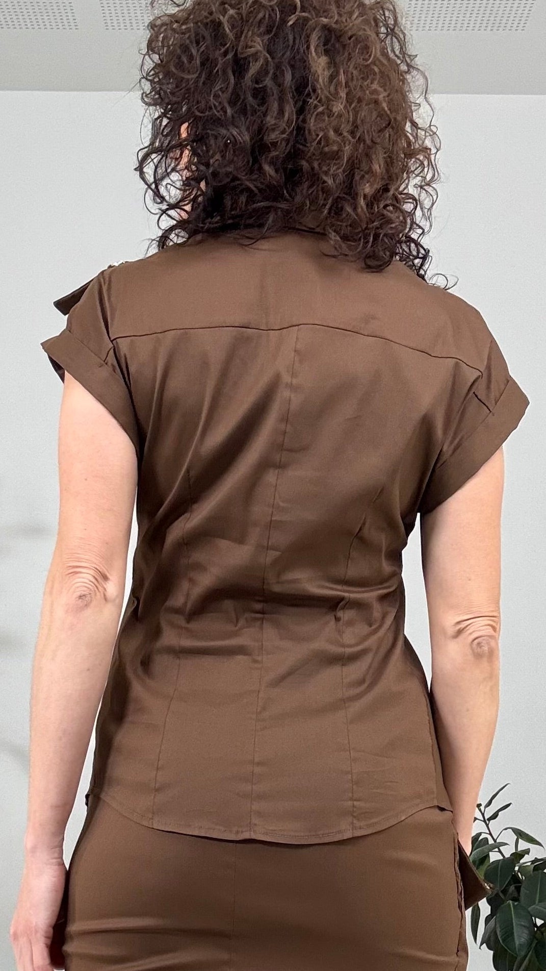 706 P25 TERRA CAMICIA CON MANICA SCESA IN PELLE D UOVO