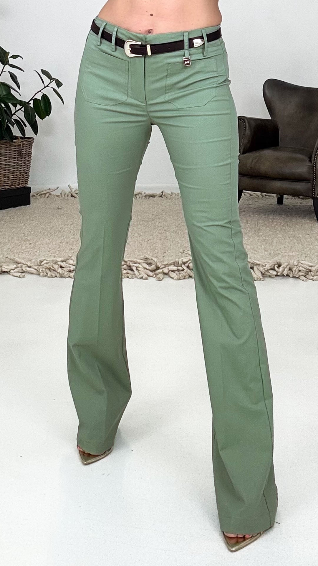 816 P25 SALVIA PANTALONE A ZAMPA IN TESSUTO TECNICO LIGHT DI COTONE