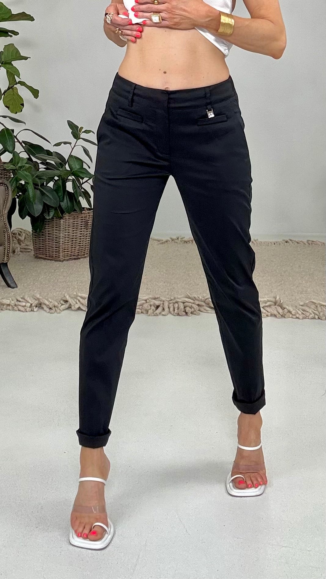 823 P25 NERO PANTALONE CAROTA IN PELLE D UOVO