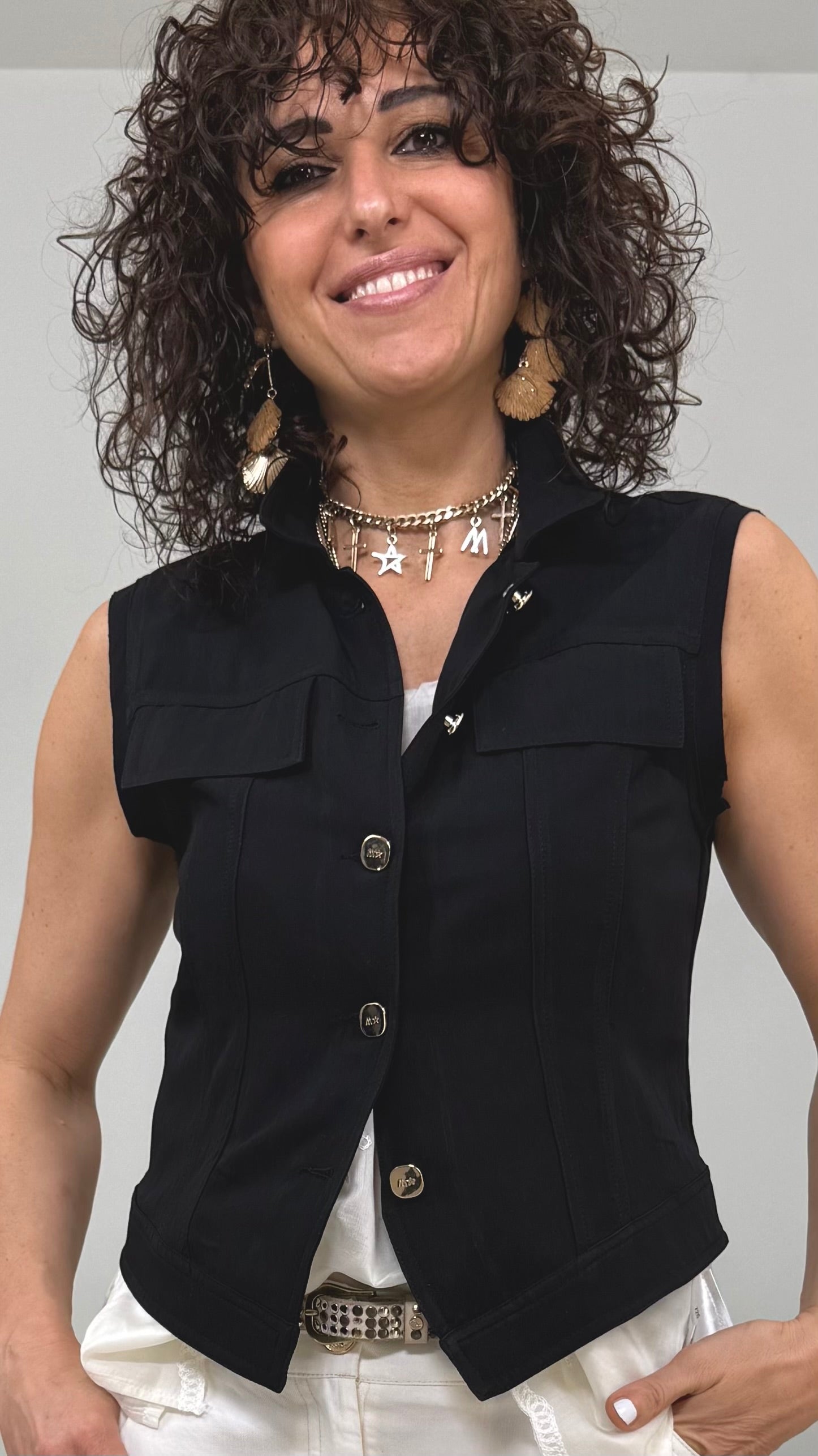 GILET CON COLLETTO IN TESSUTO EFFETTO LAVATO