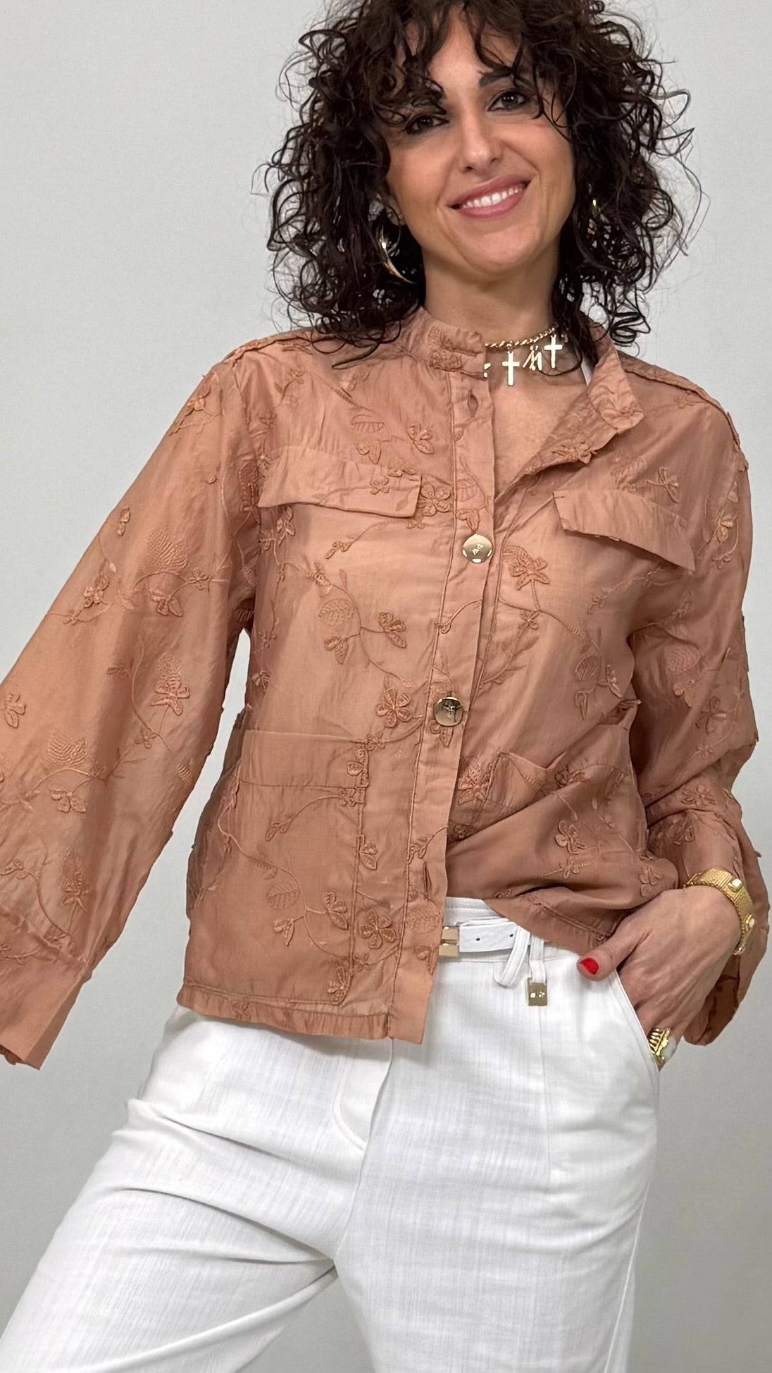 CACCIATORE IN VOILE RICAMATO