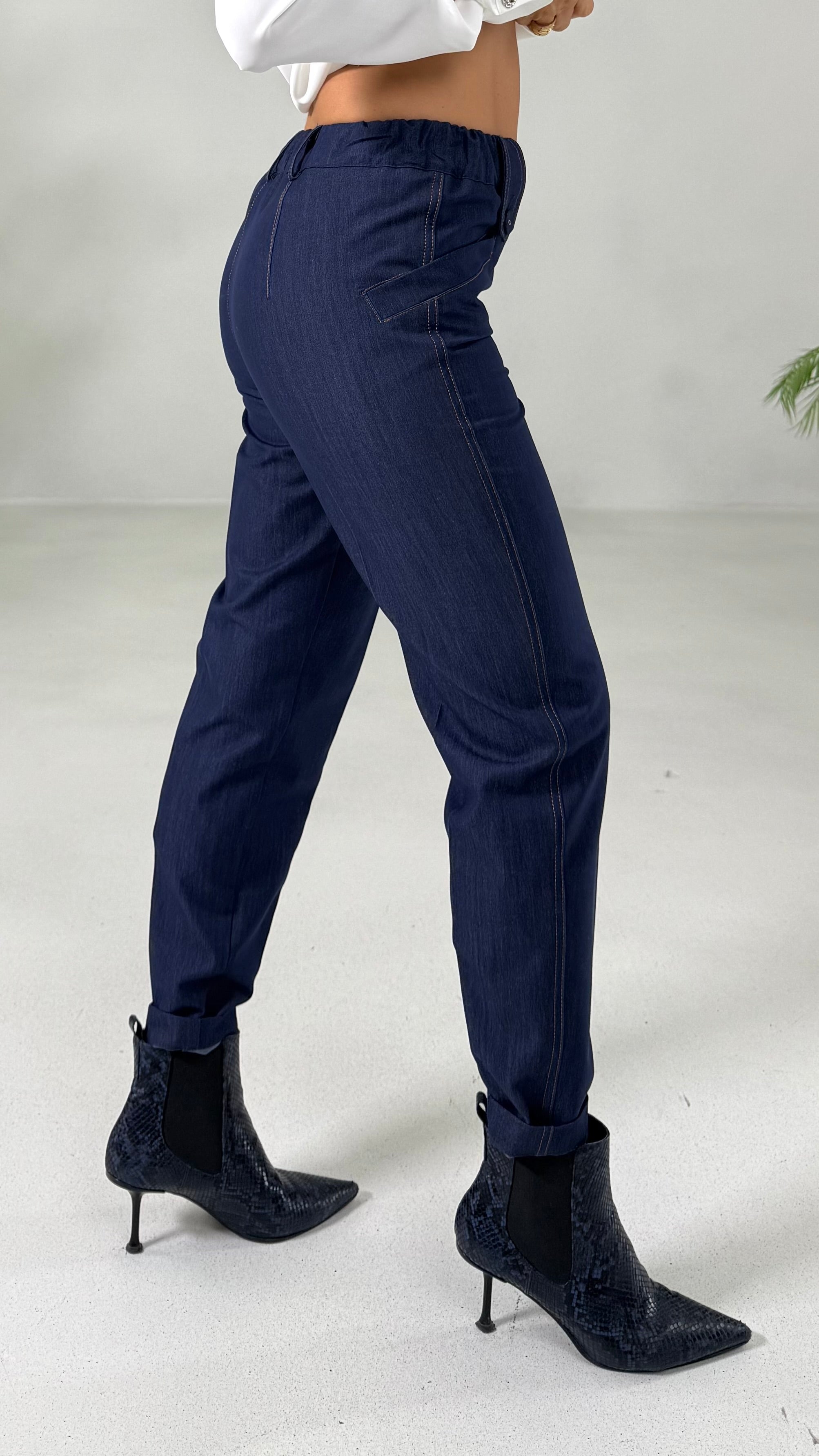 BASIC IN TESSUTO JEANS SLEGATO