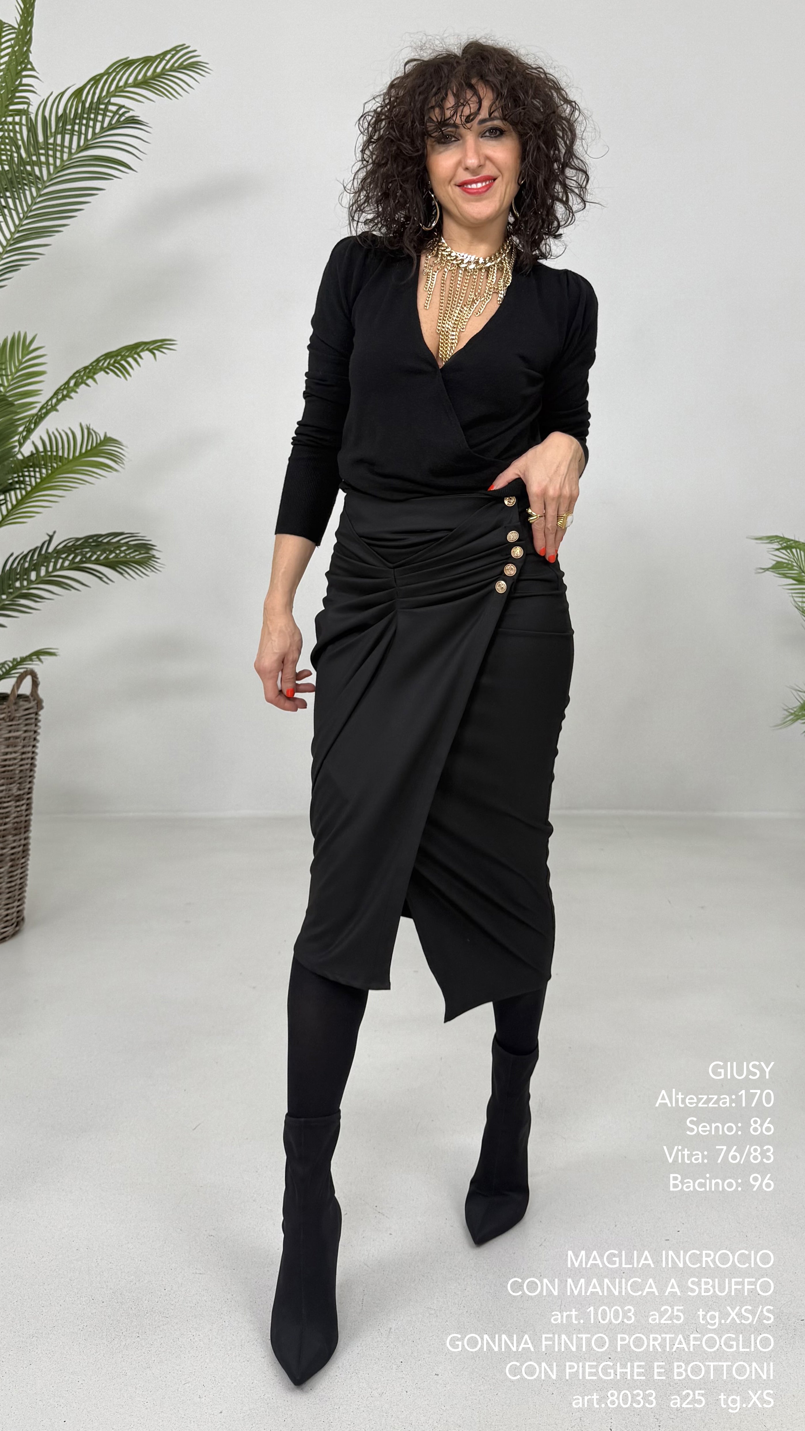 GONNA FINTO PORTAFOGLIO CON PIEGHE E BOTTONI IN FLANELLA CARDATA