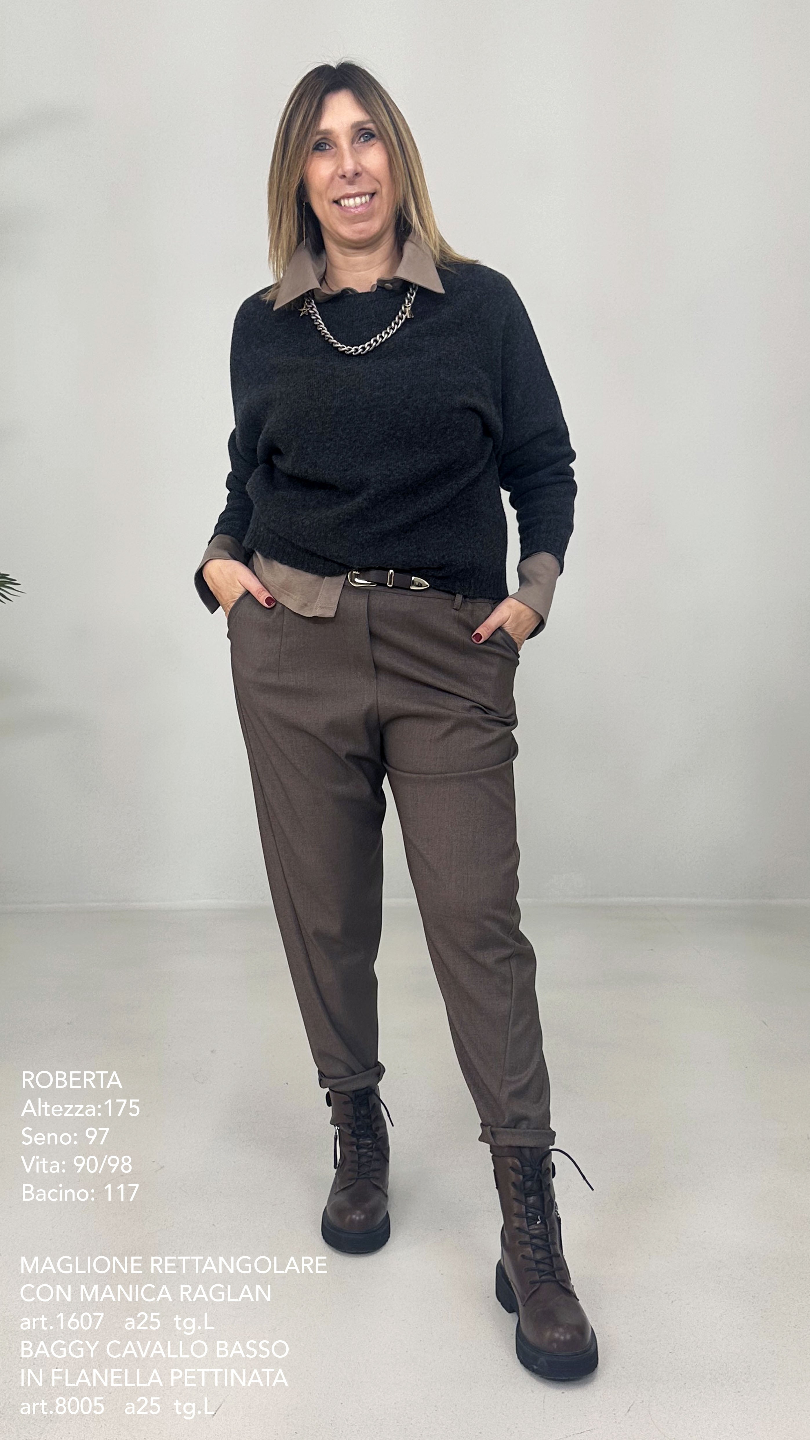 MAGLIONE RETTANGOLARE CON MANICA RAGLAN IN LANA CARDATA