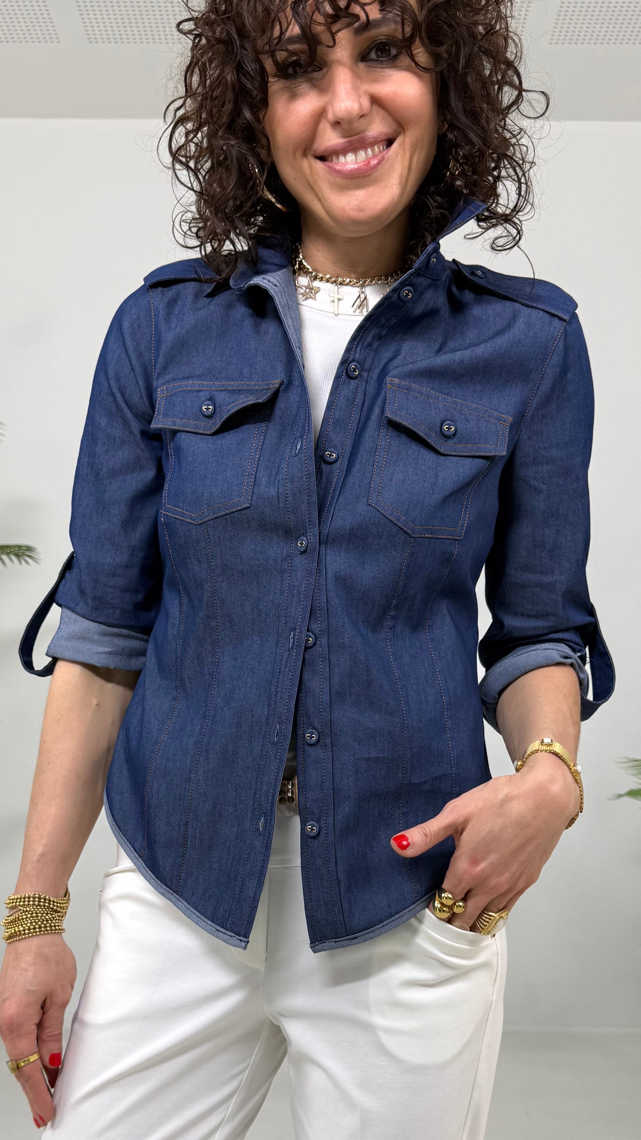 CAMICIA CON TASCHE IN JEANS ELASTICO