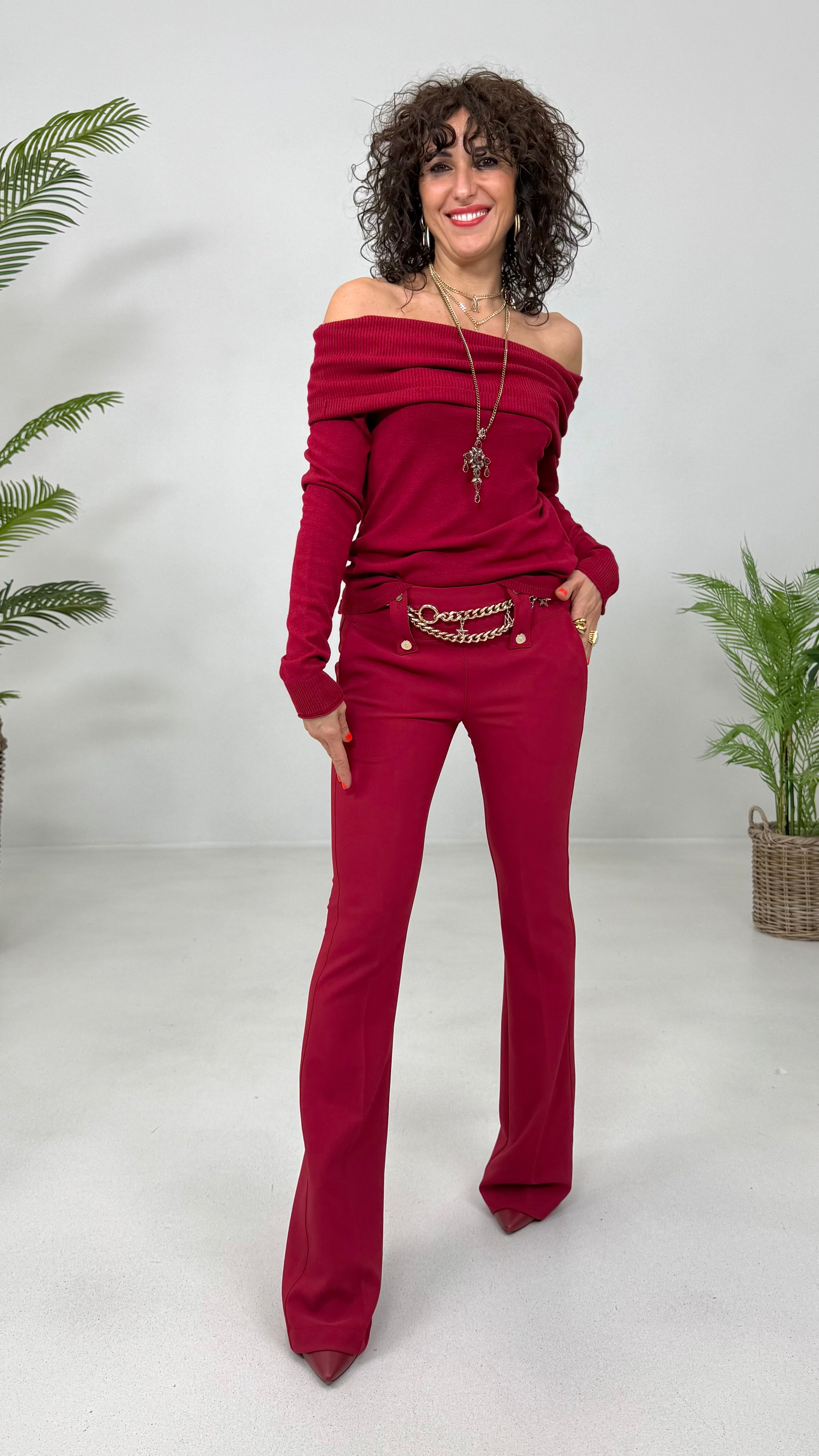 MAGLIA IN CALDA VISCOSA LINEA DRITTA COLLO SHIFFER