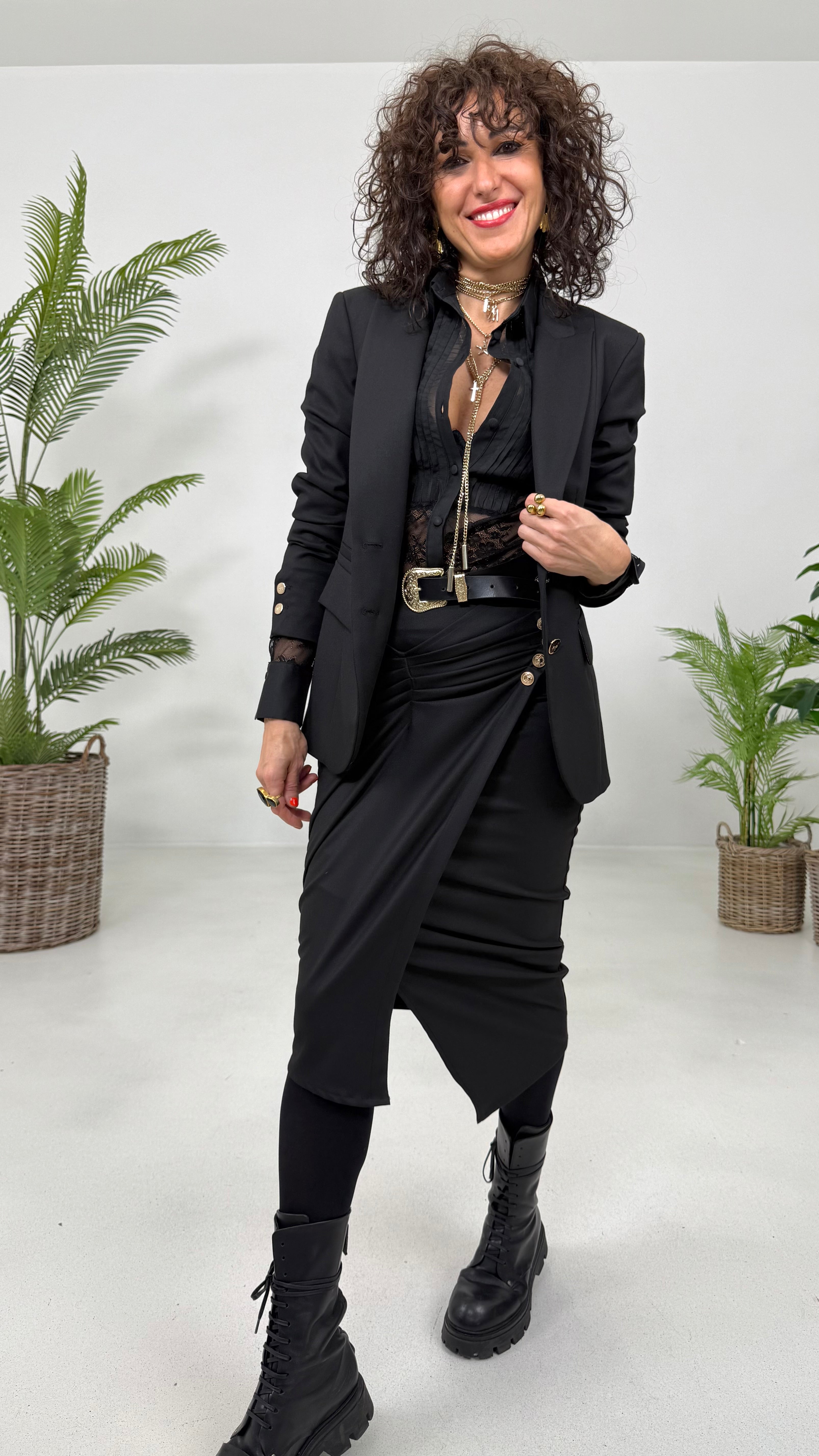 CAMICIA IN PIZZO CON PETTORINA IN MUSSOLA