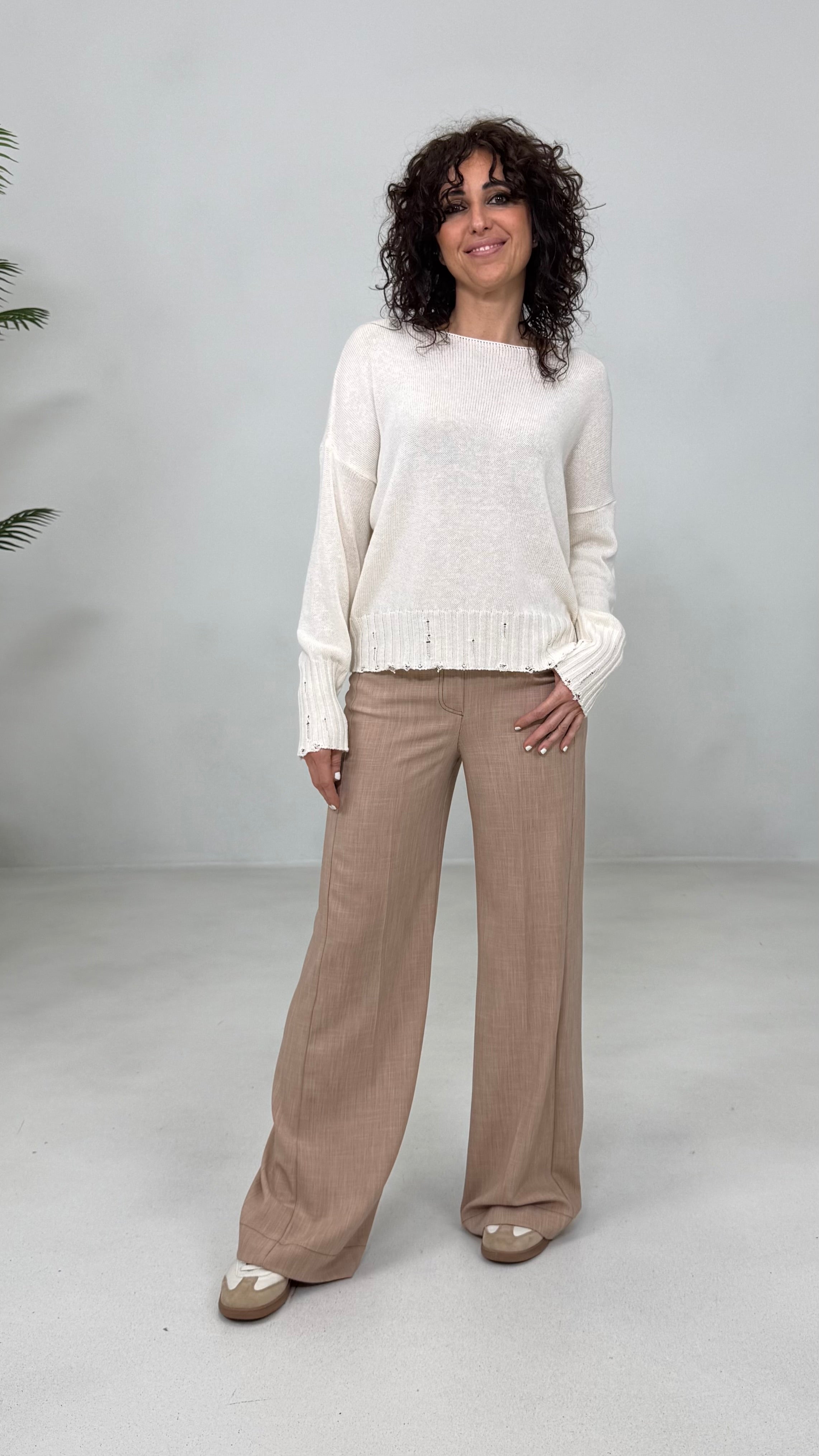 MAGLIA IN COTONE CON ROTTURE