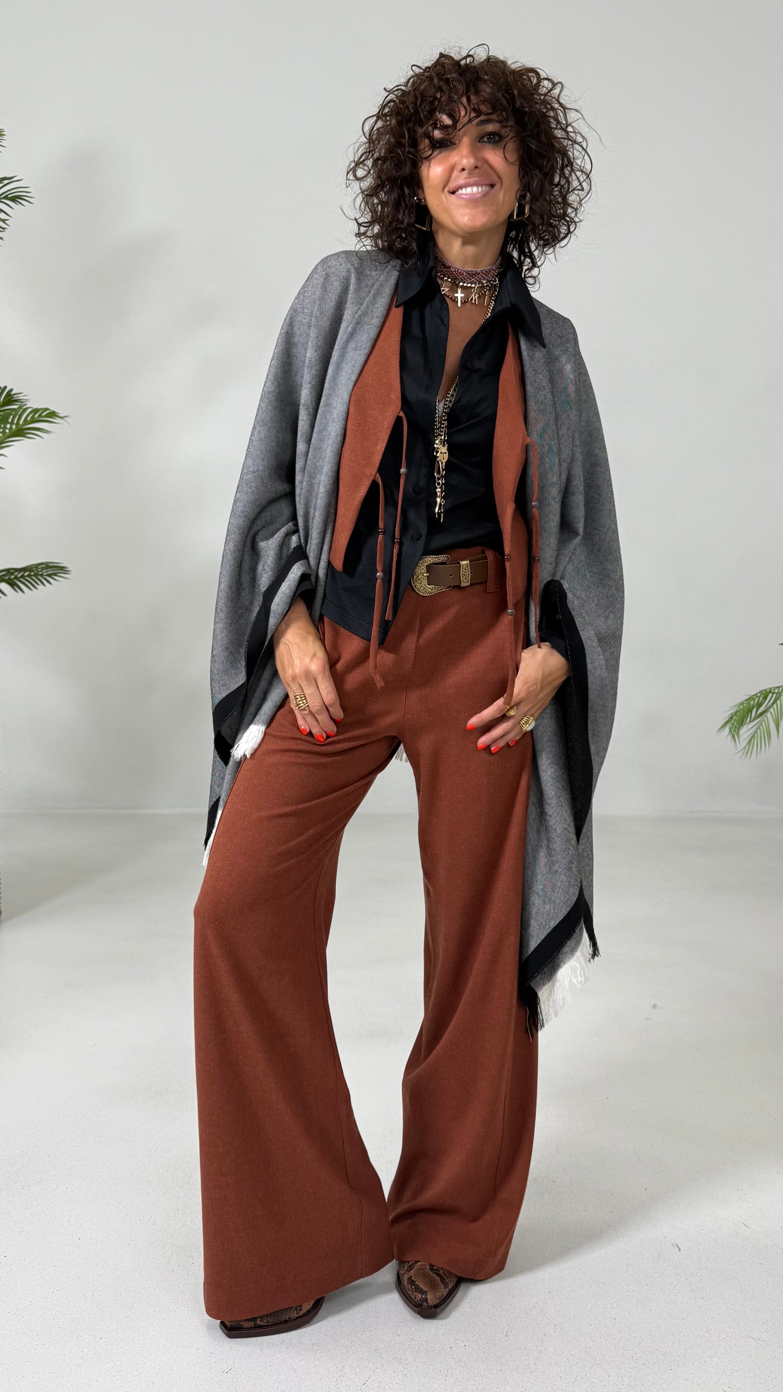 MANTELLA PONCHO COCCOLA