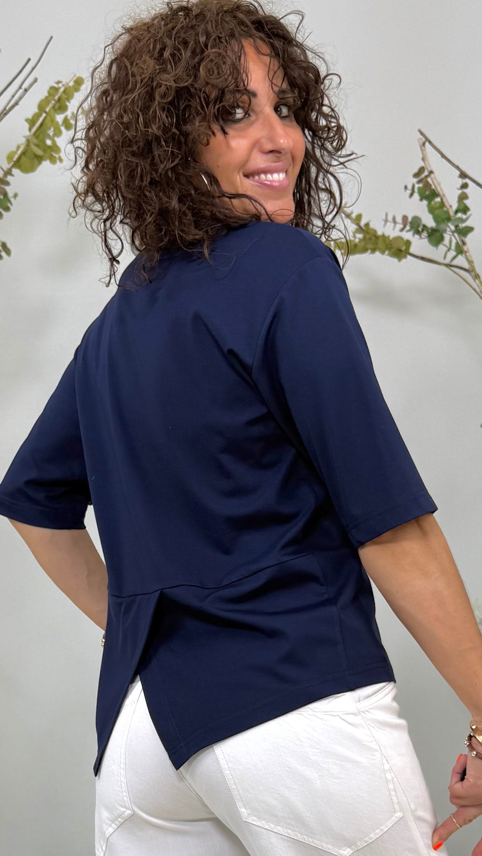 T-SHIRT VISCOSA SPACCO DIETRO MANICA AL GOMITO