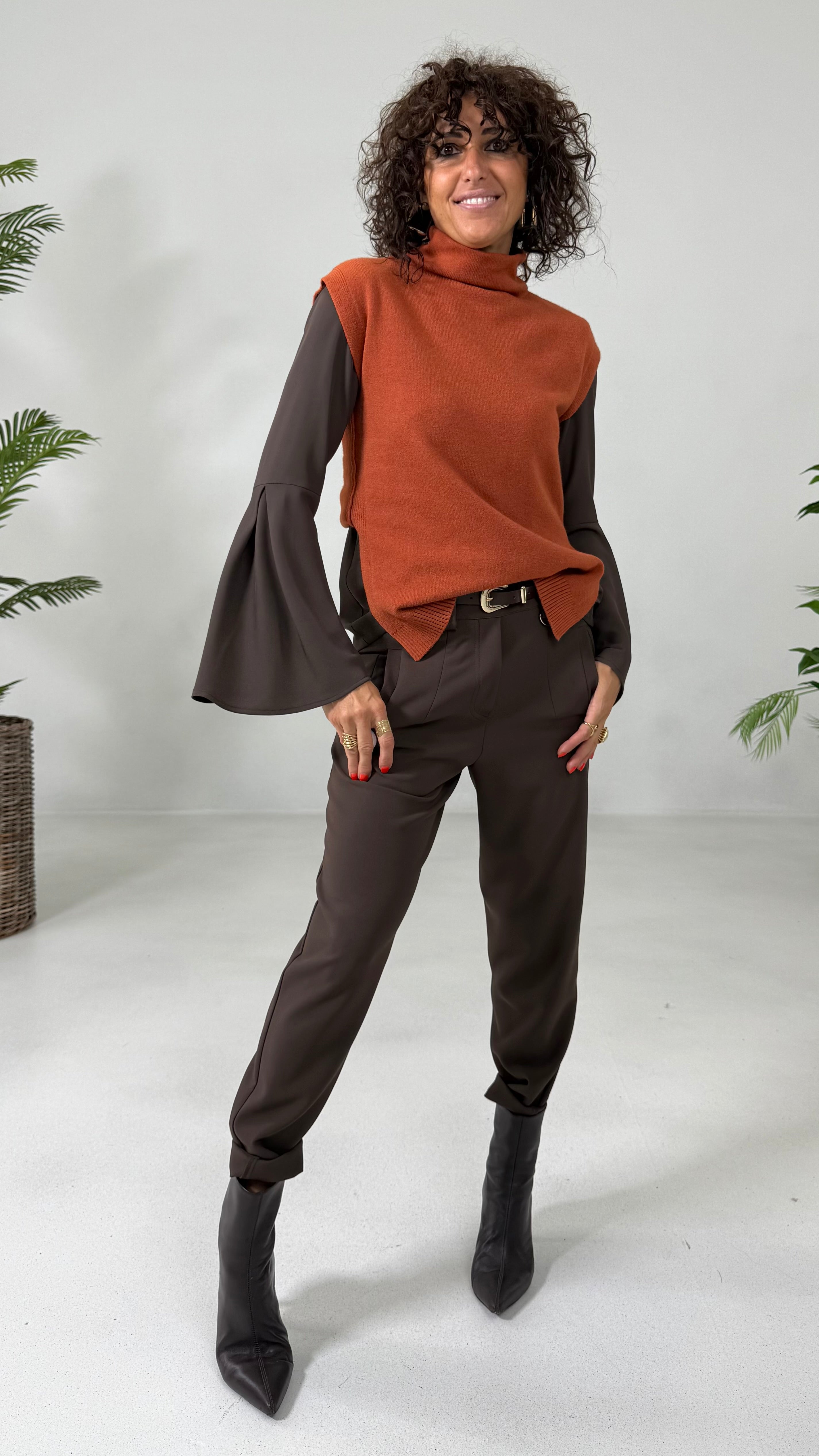 GILET COLLO ALTO IN CALDA VISCOSA