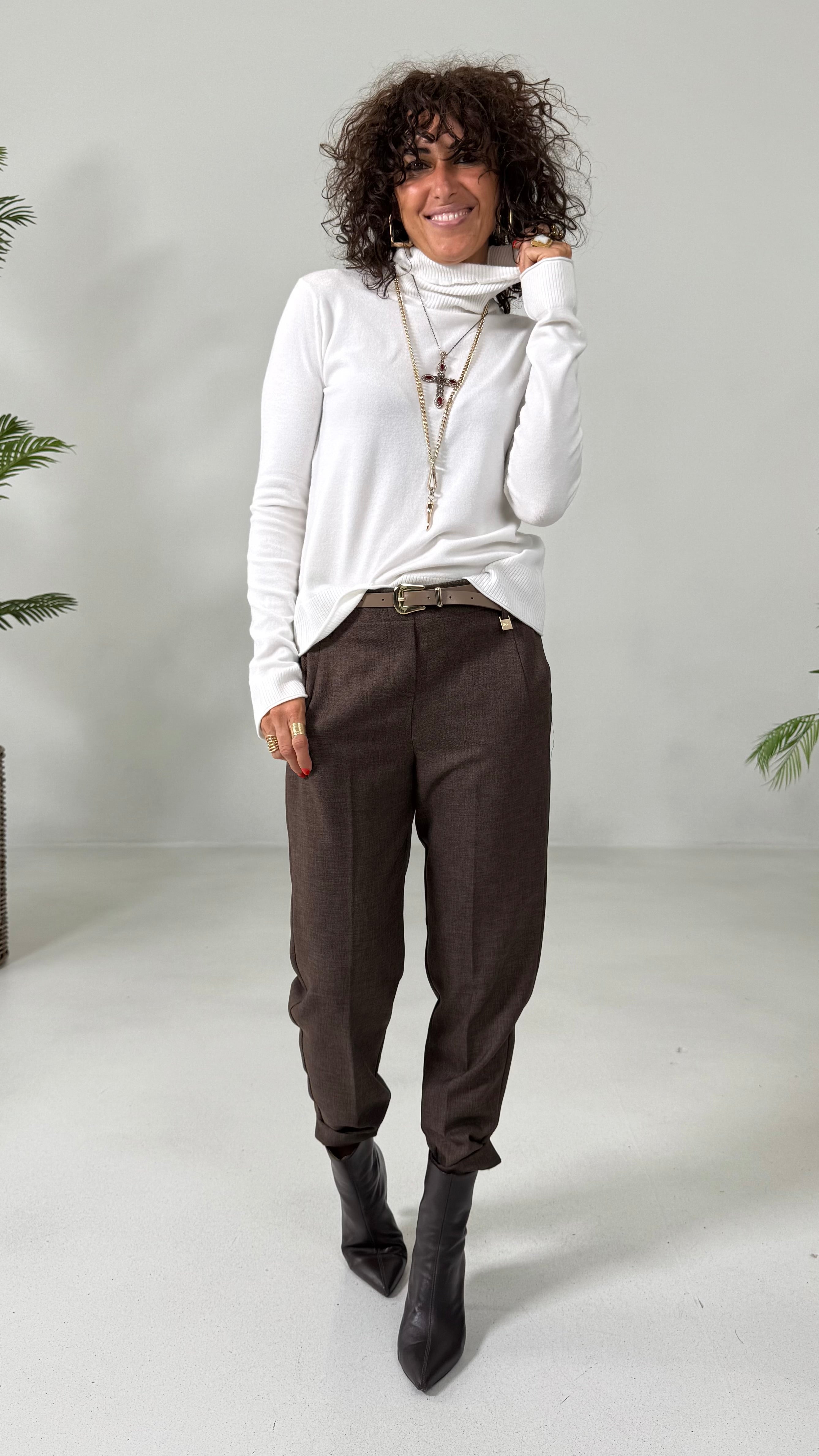 MAGLIA BASIC COLLO ALTO IN CALDA VISCOSA