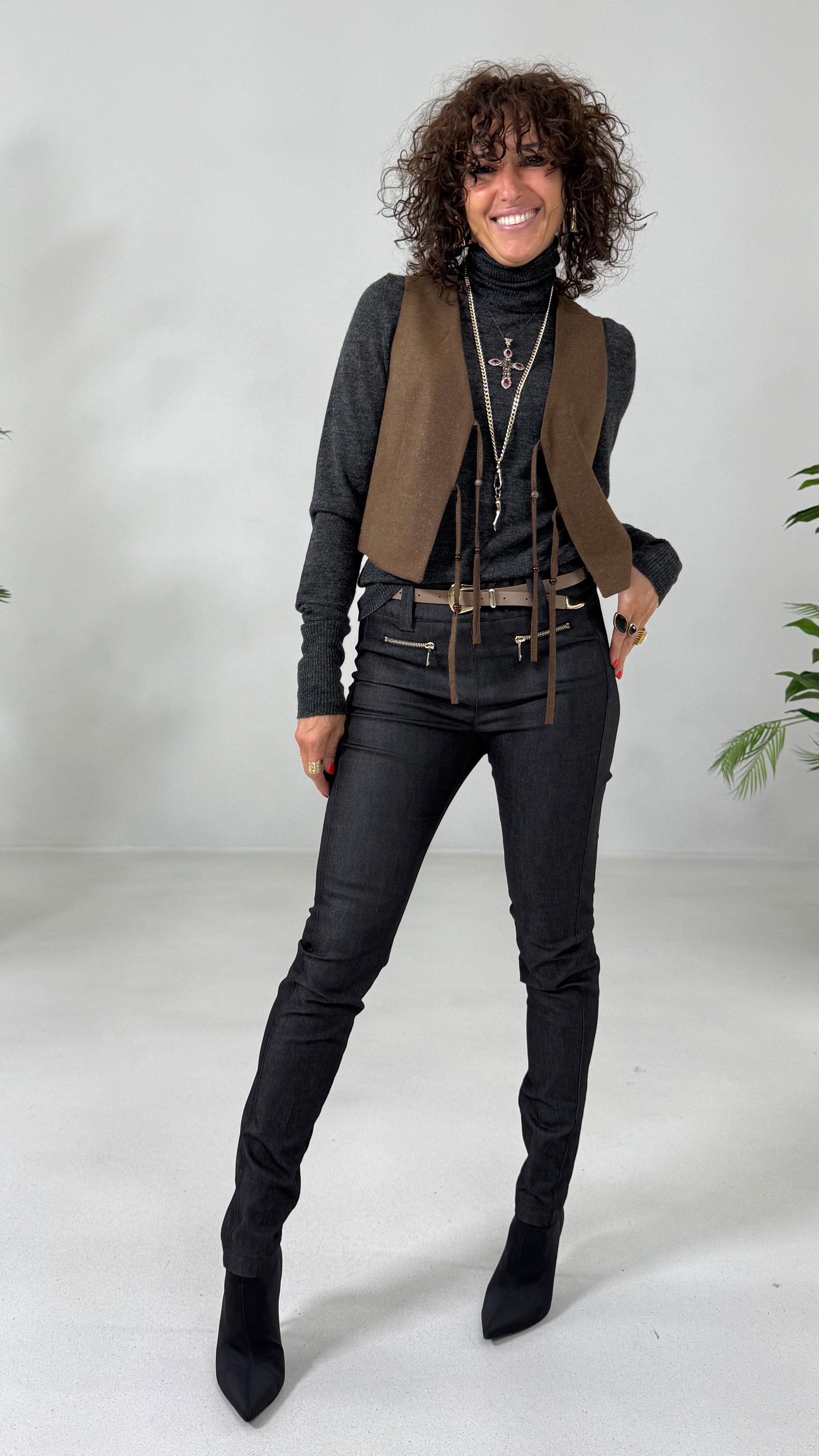 MAGLIA BASIC COLLO ALTO IN LANA VISCOSA