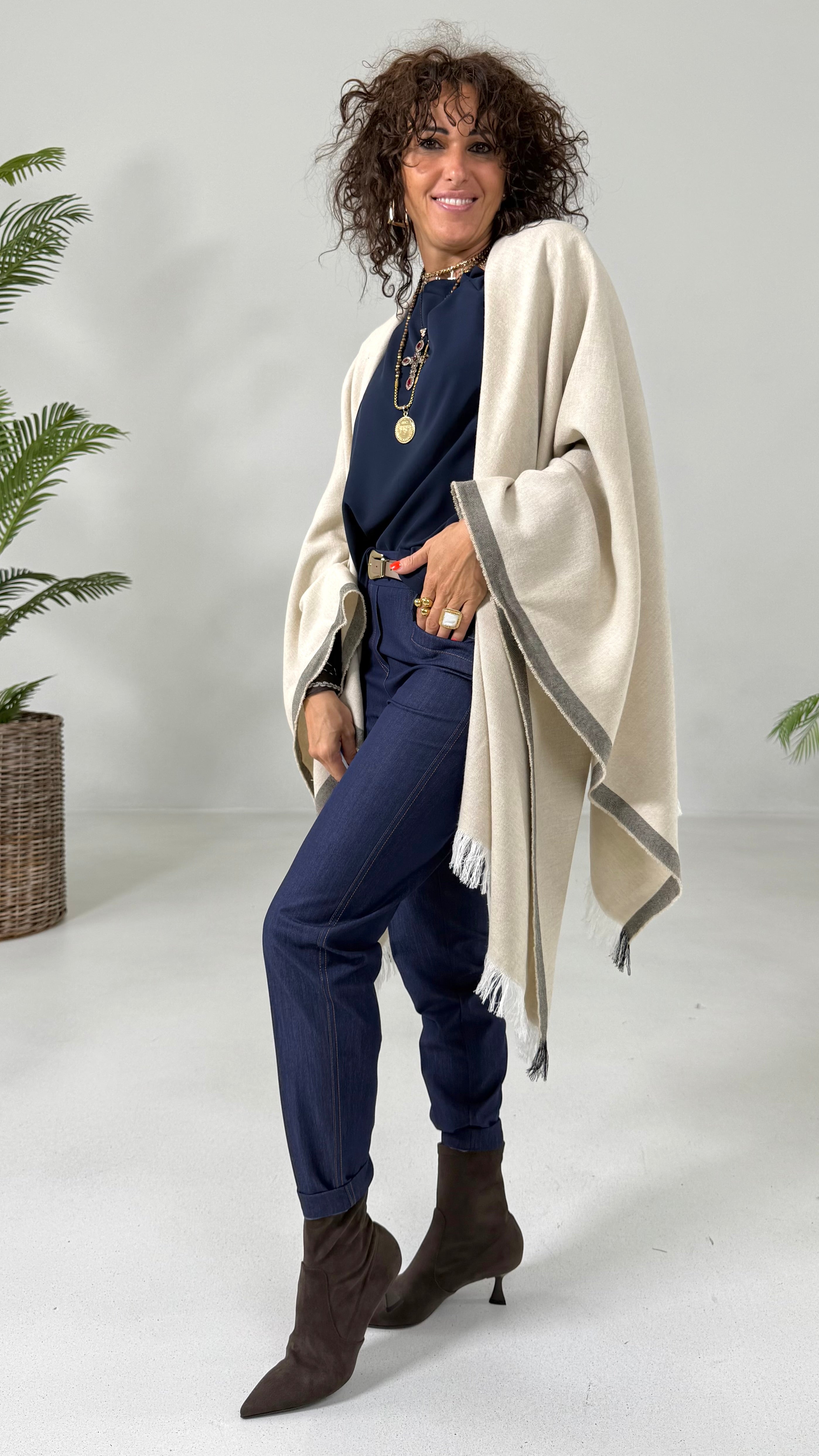 BASIC IN TESSUTO JEANS SLEGATO