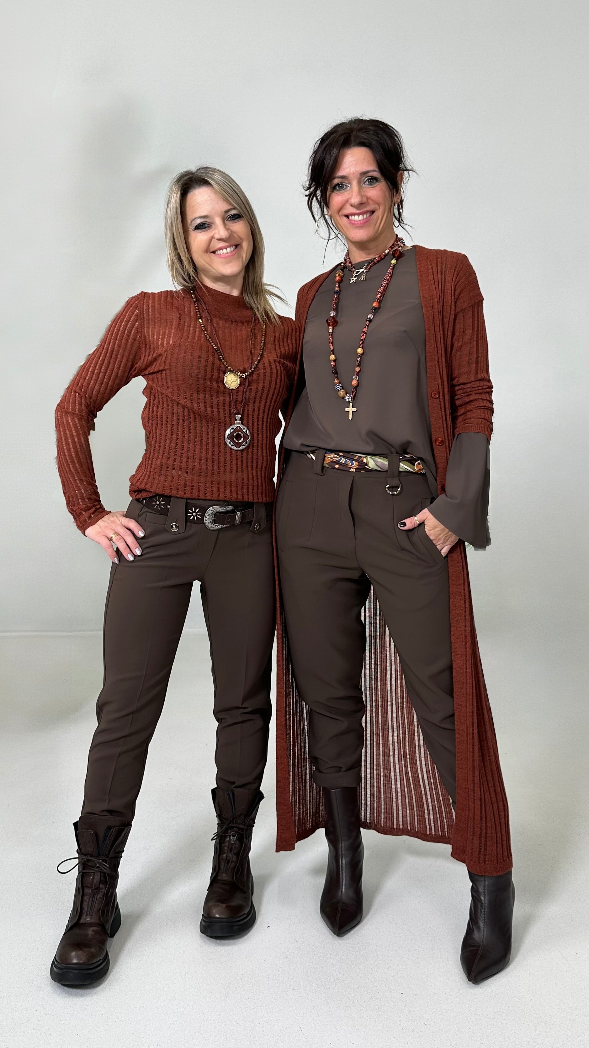 LUPETTO IN LANA VISCOSA PUNTO TRAFORATO