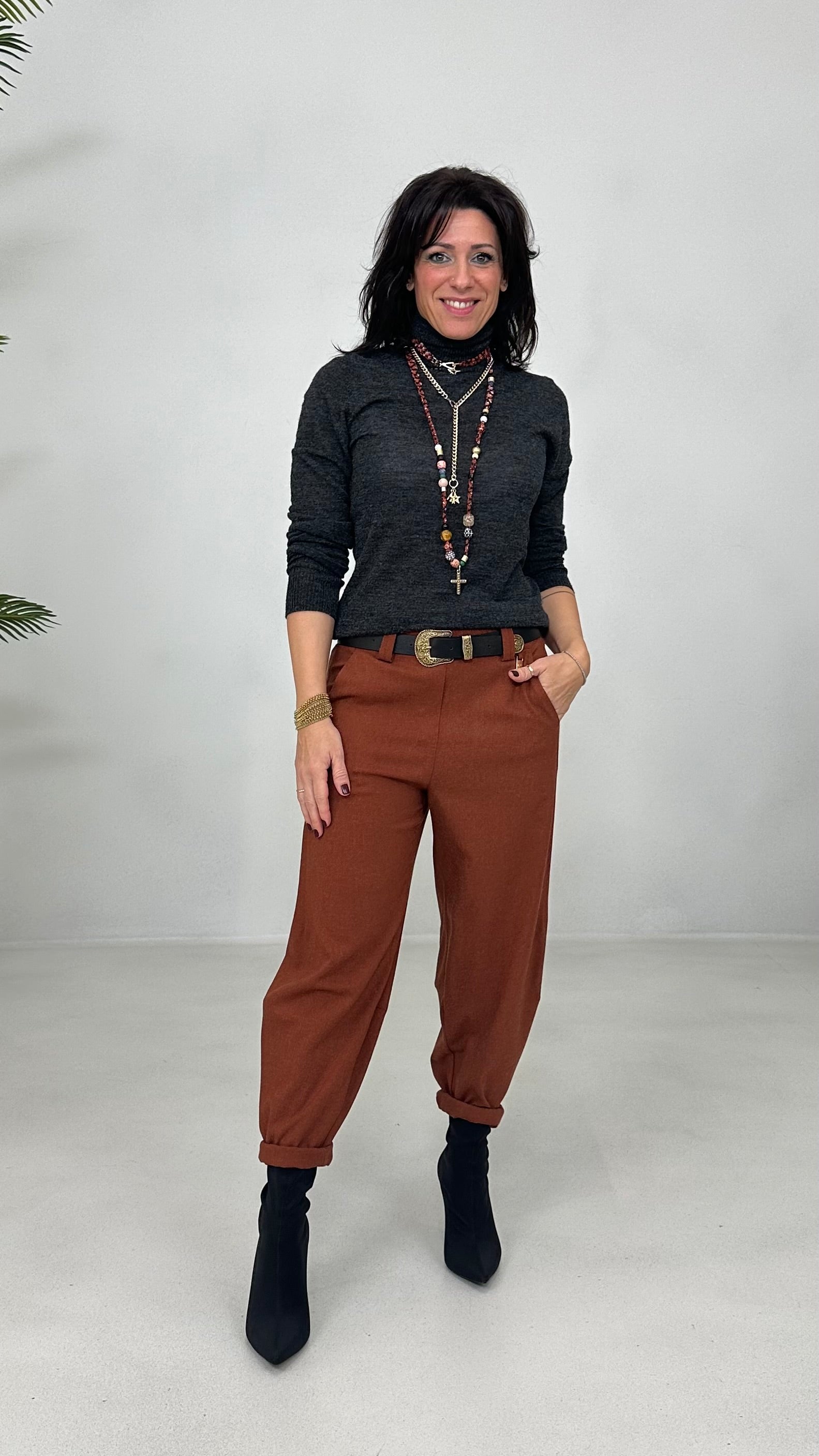 MAGLIA BASIC COLLO ALTO IN LANA VISCOSA