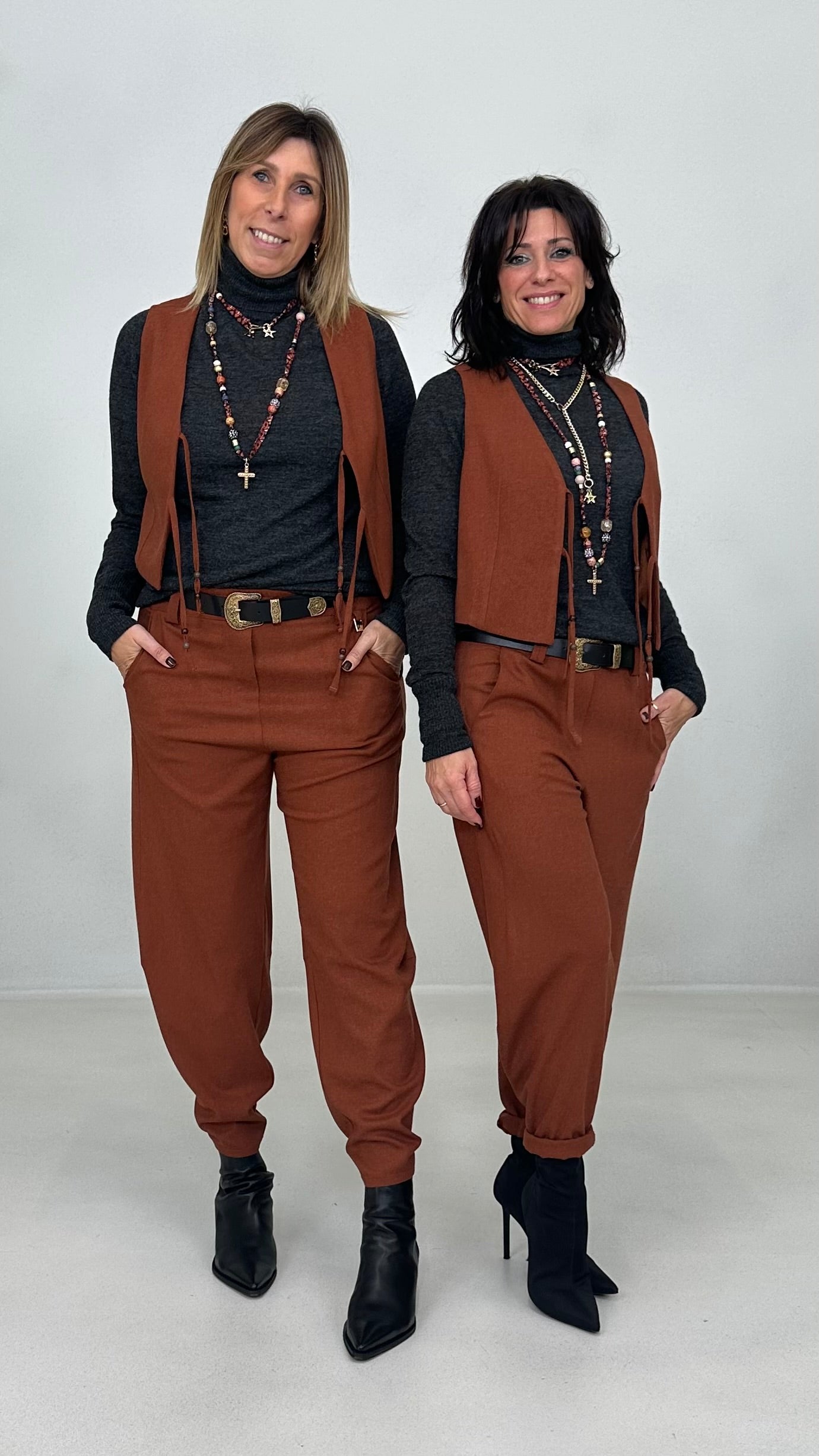 GILET IN FLANELLA SUPER ELASTICA CON LACCI