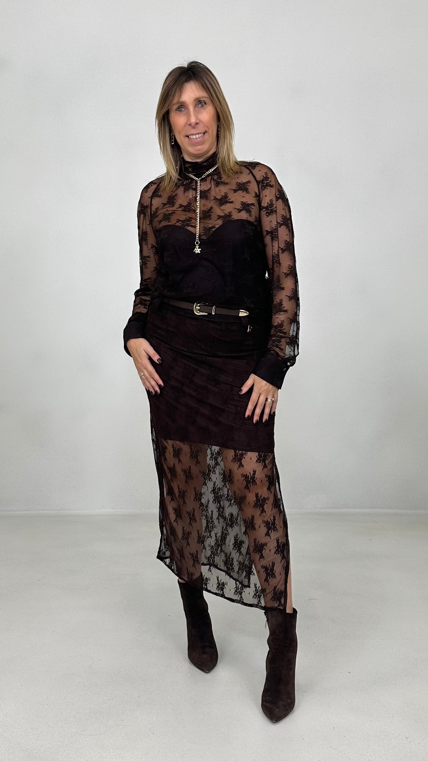 GONNA LUNGA IN PIZZO ELASTICIZZATO CON SOTTOGONNA