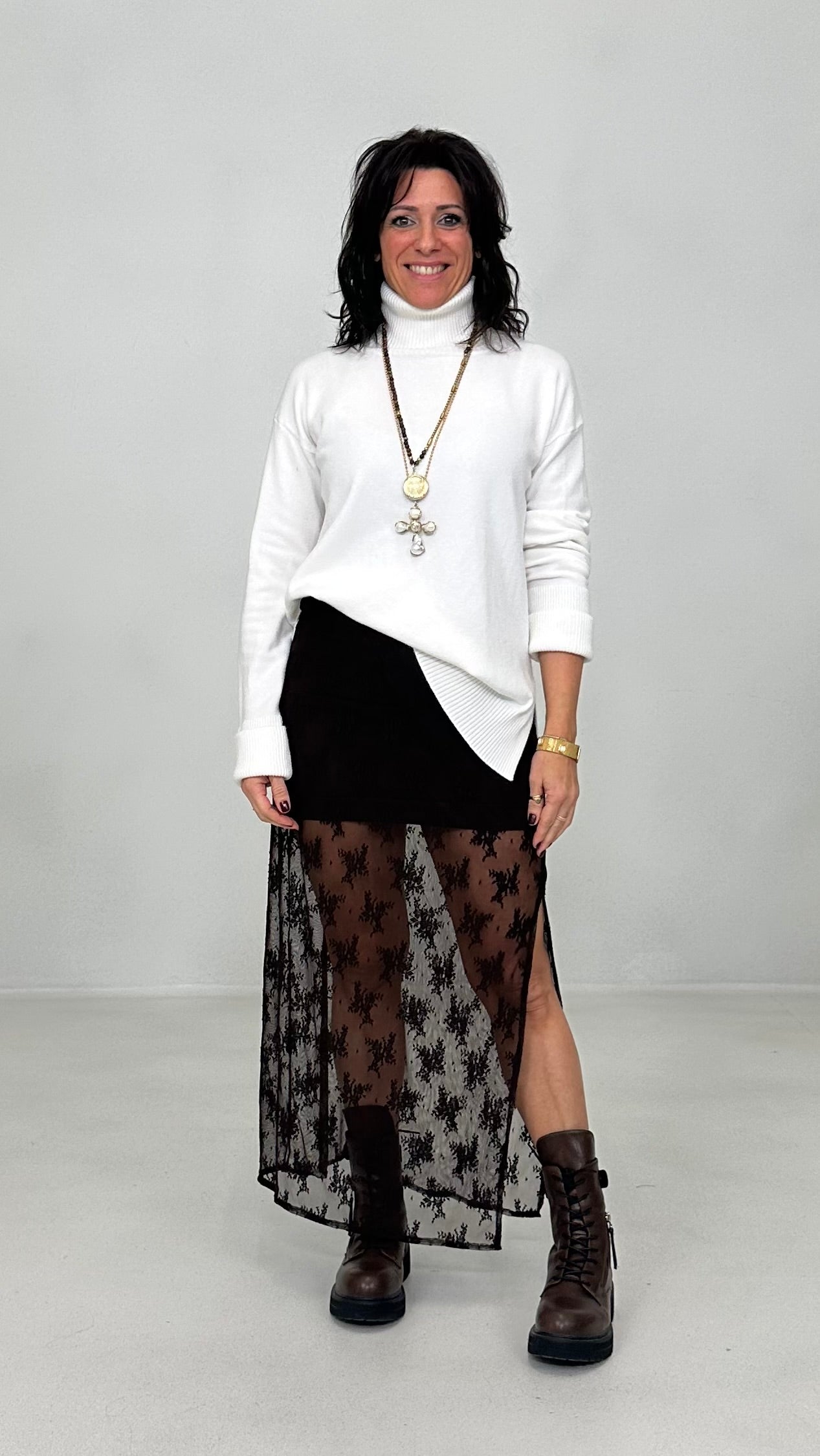 GONNA LUNGA IN PIZZO ELASTICIZZATO CON SOTTOGONNA