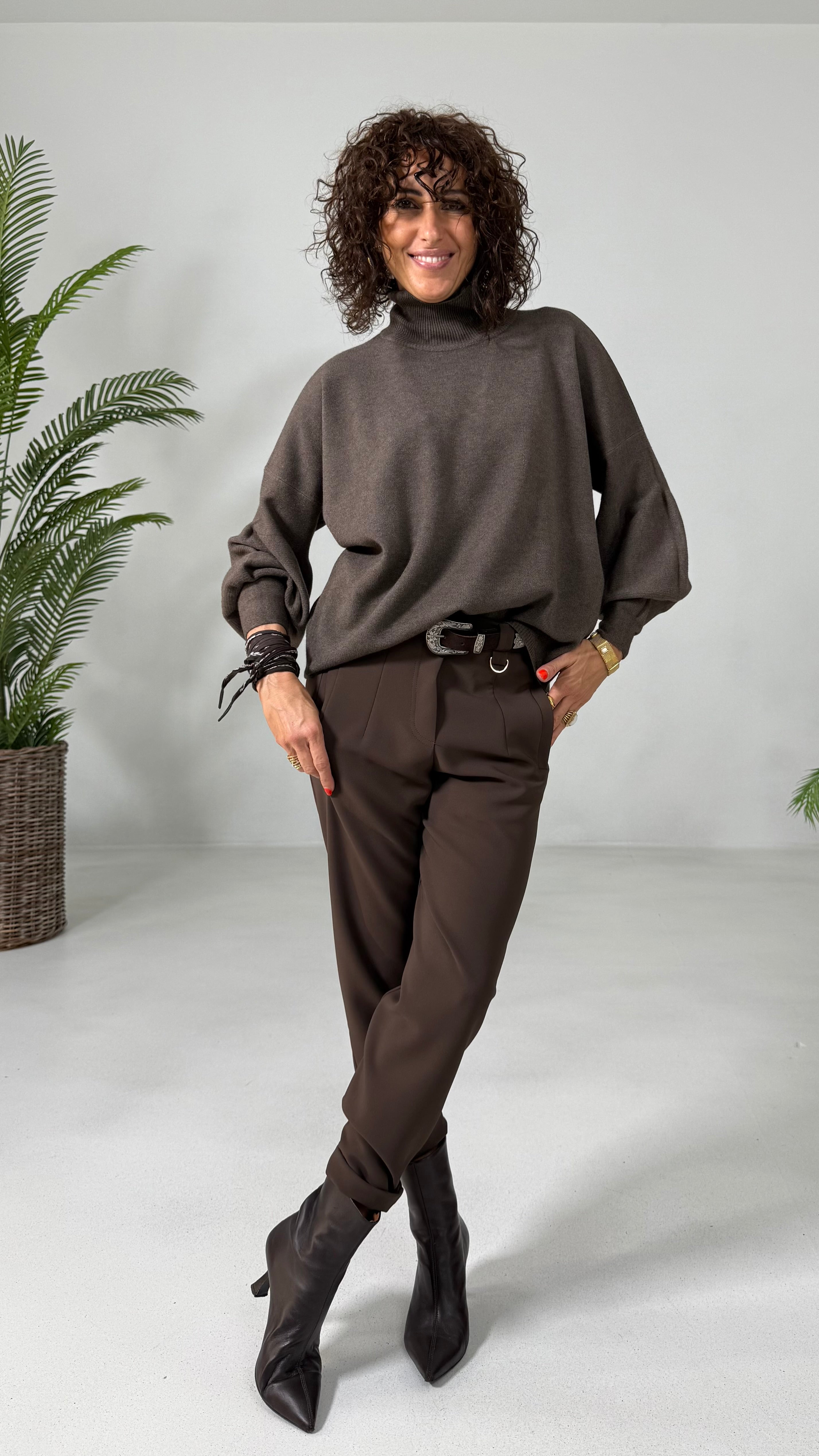 MAGLIA QUADRATA CON MANICHE PALLONCINO IN CALDA VISCOSA