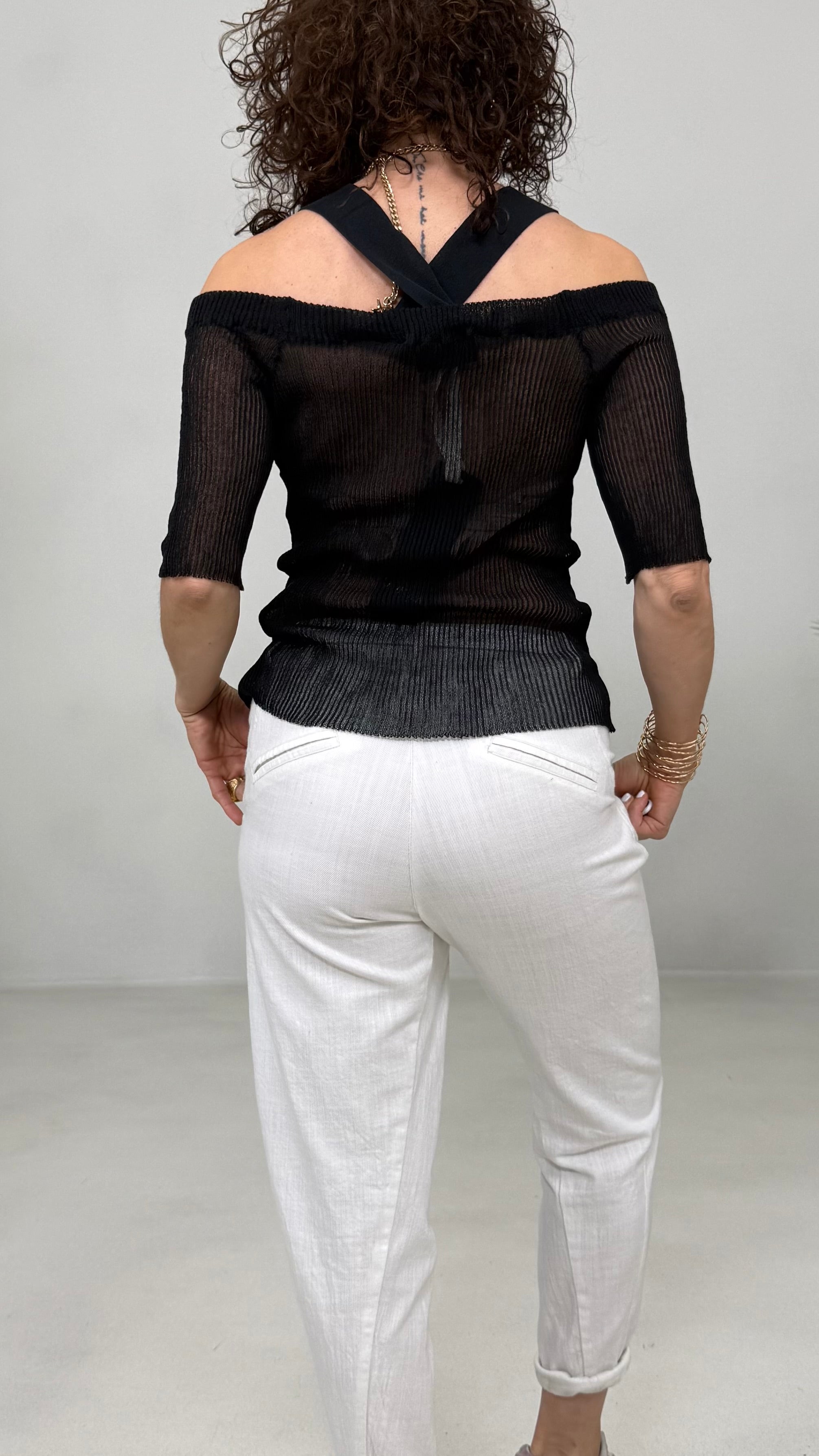 MAGLIA SCOLLO SHIFFER CON SPALLINE IN FILATO EXTRAFINE