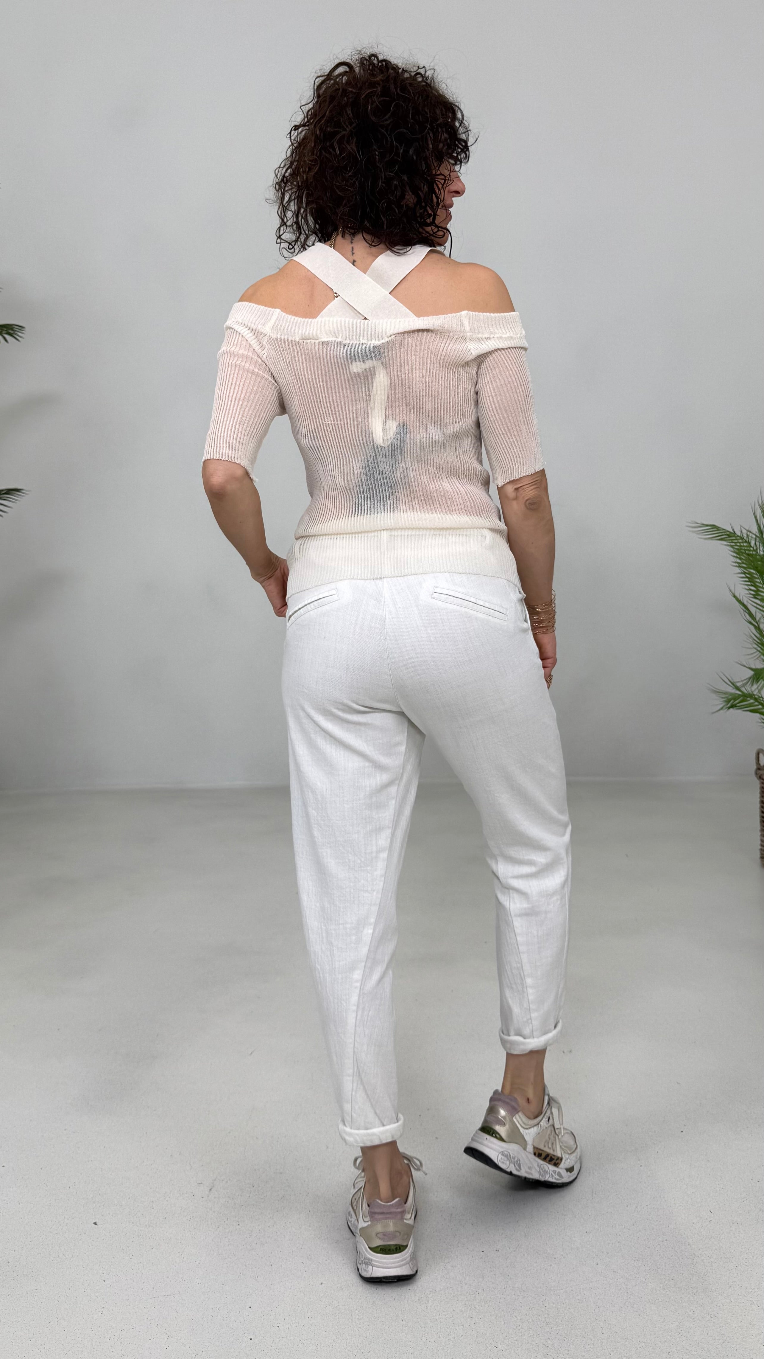 MAGLIA SCOLLO SHIFFER CON SPALLINE IN FILATO EXTRAFINE