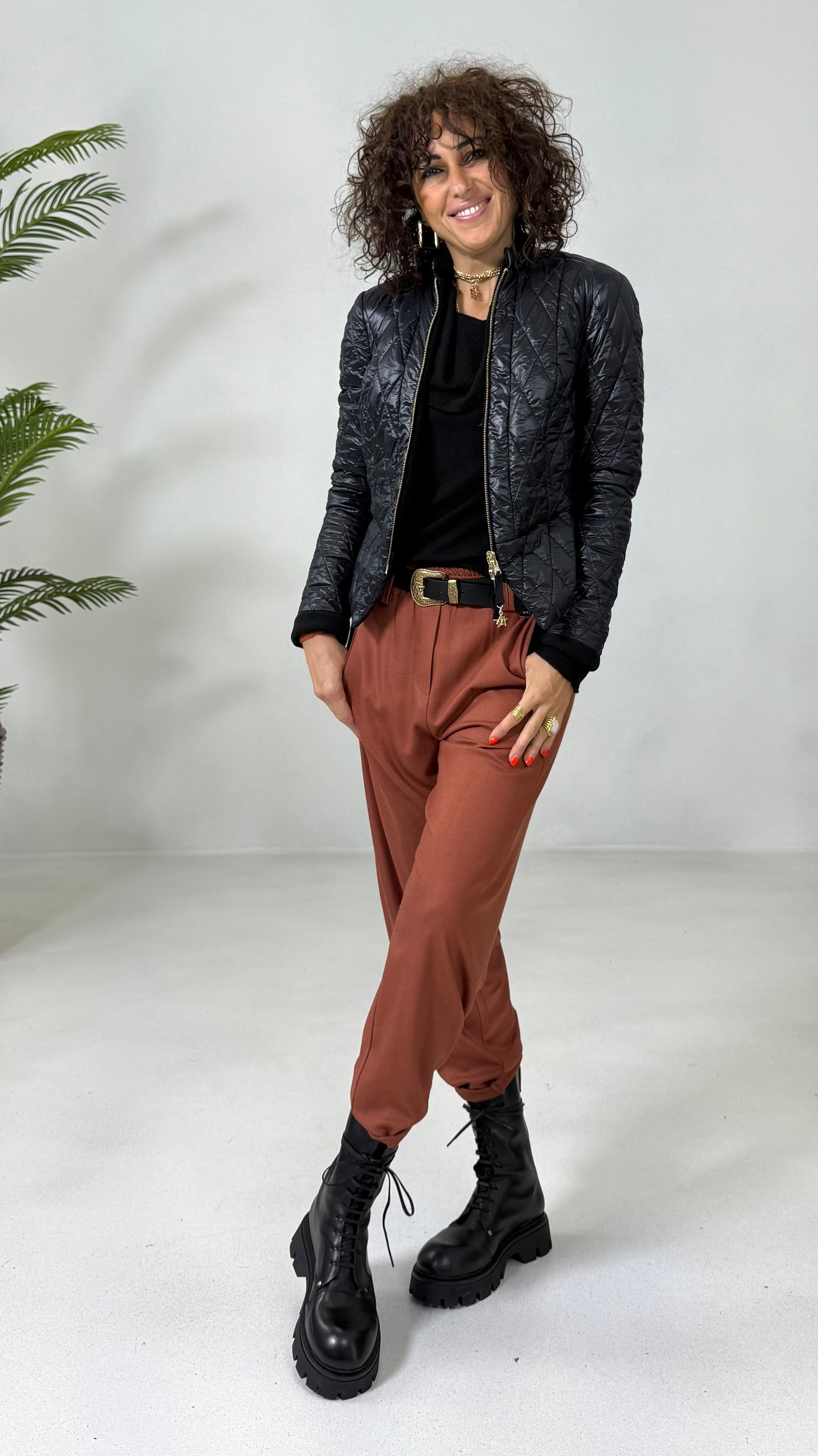 MAGLIA IN CALDA VISCOSA LINEA DRITTA COLLO SHIFFER