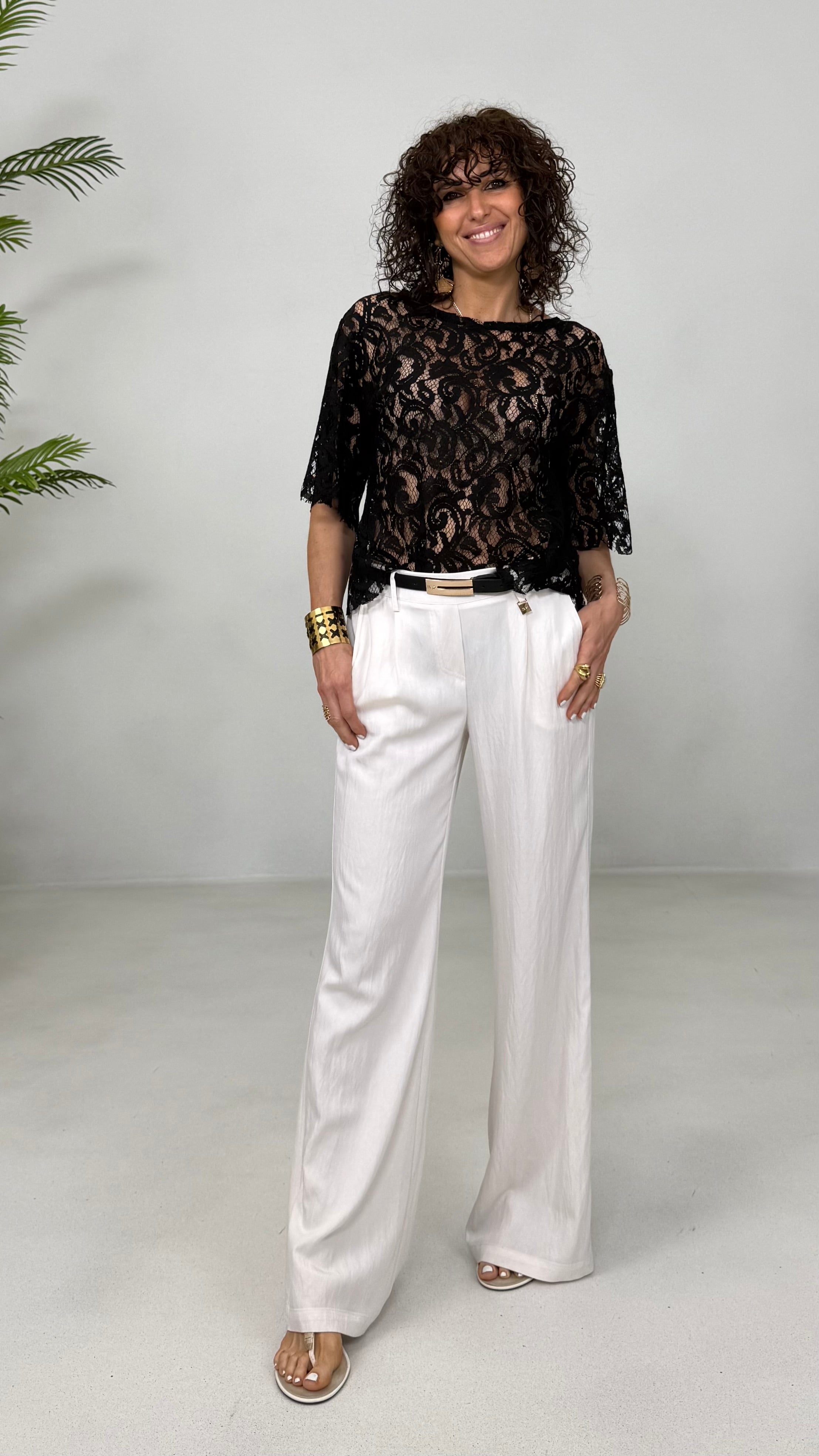 BLUSA LINEA SLIM IN PIZZO SMERLATO