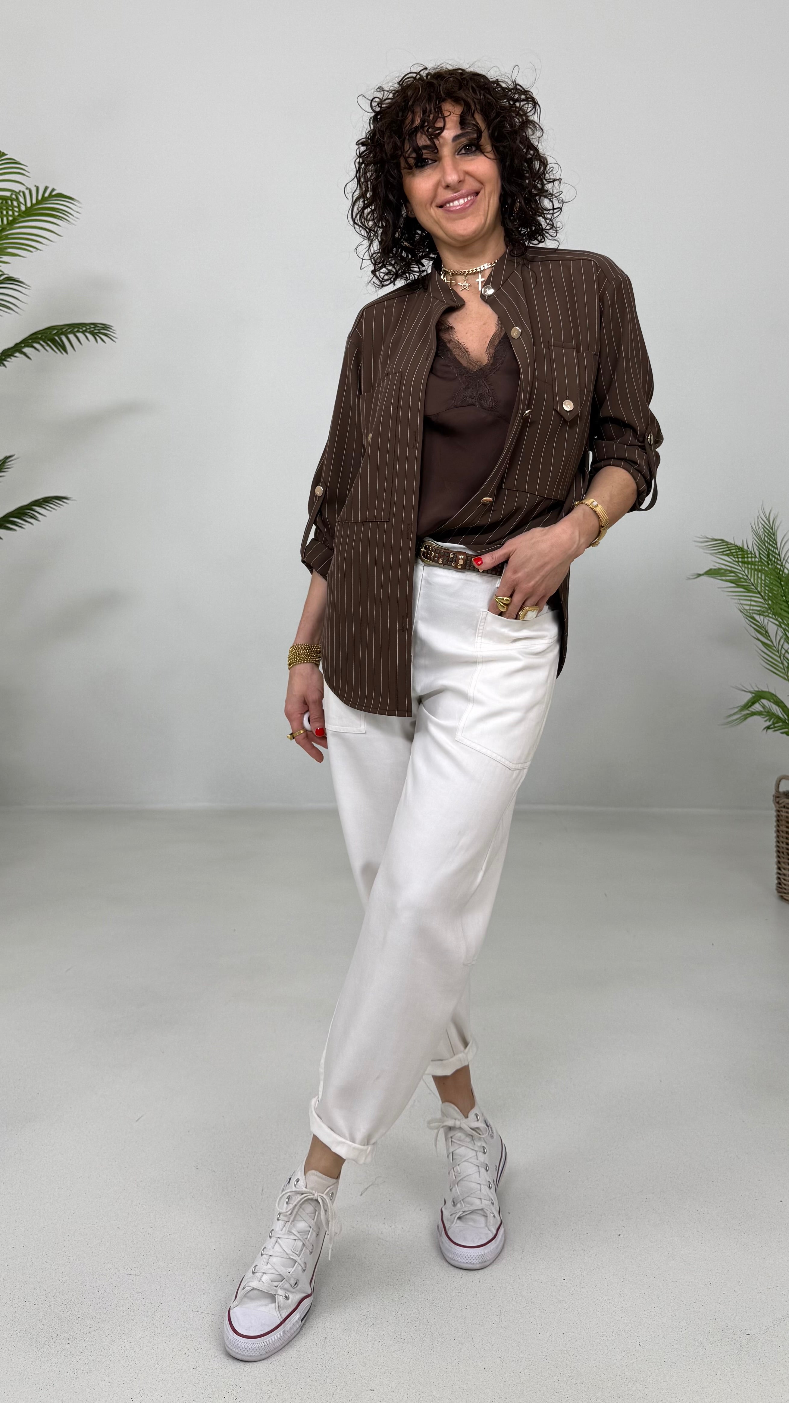 TOP RASO SPALLA LARGA PIZZO IN TONO