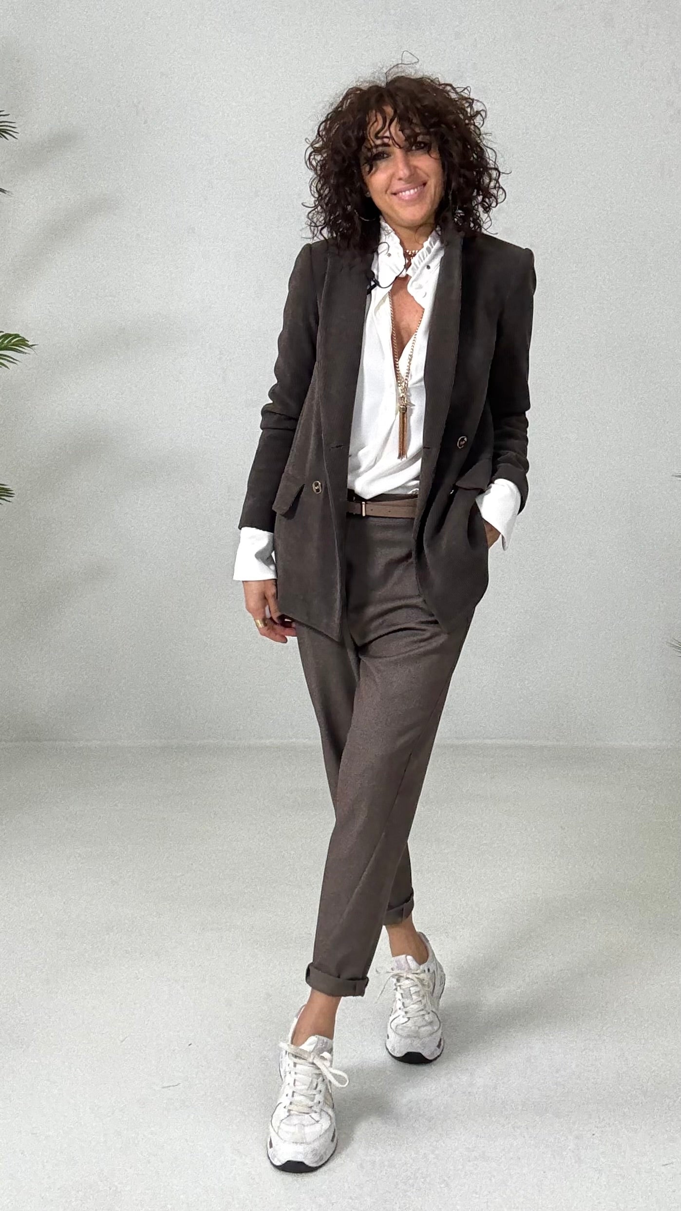 CAMICIA IN CADY FLUIDO CON BORCHIE COLLO