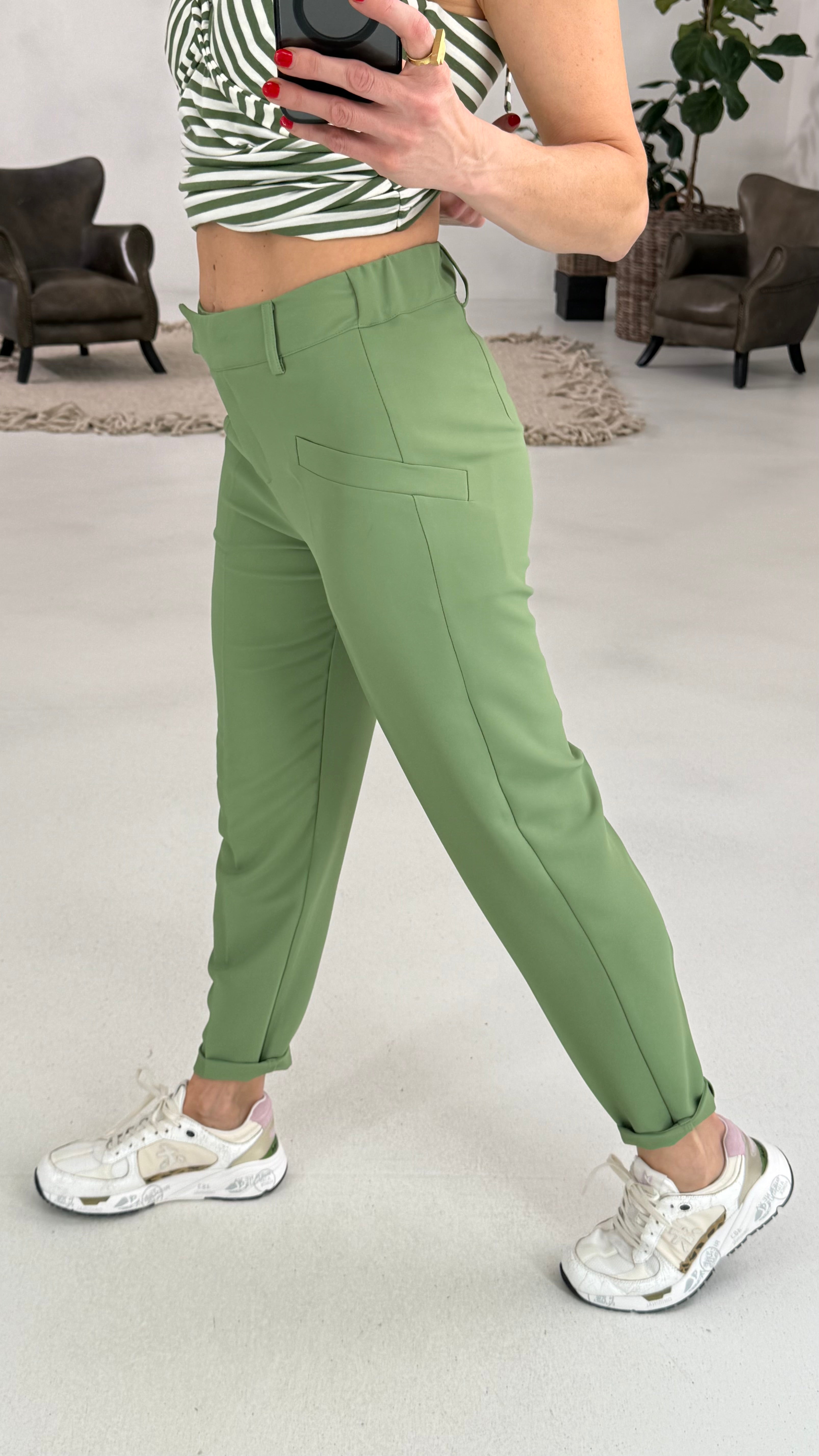 803 P25 VERDE AVOCADO BASIC IN CADY