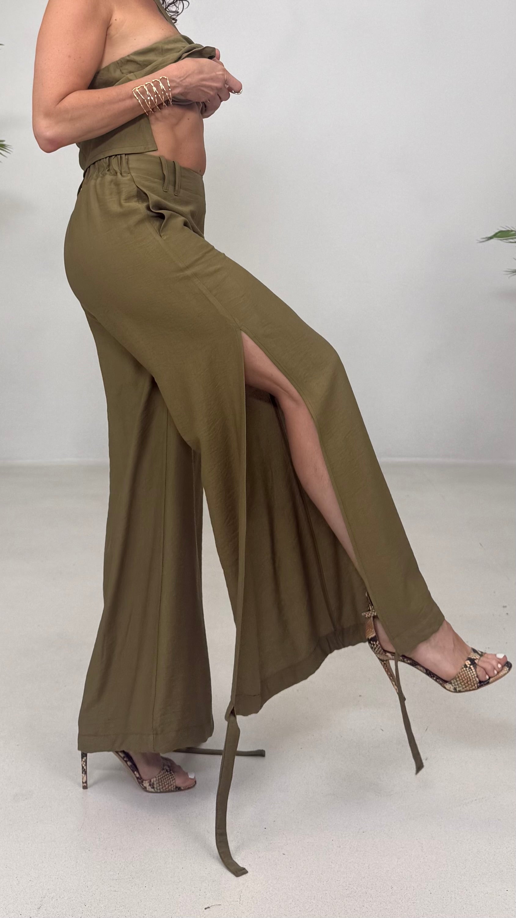 PANTALONE ODALISCA CON SPACCHI IN VISCOSA CRASH