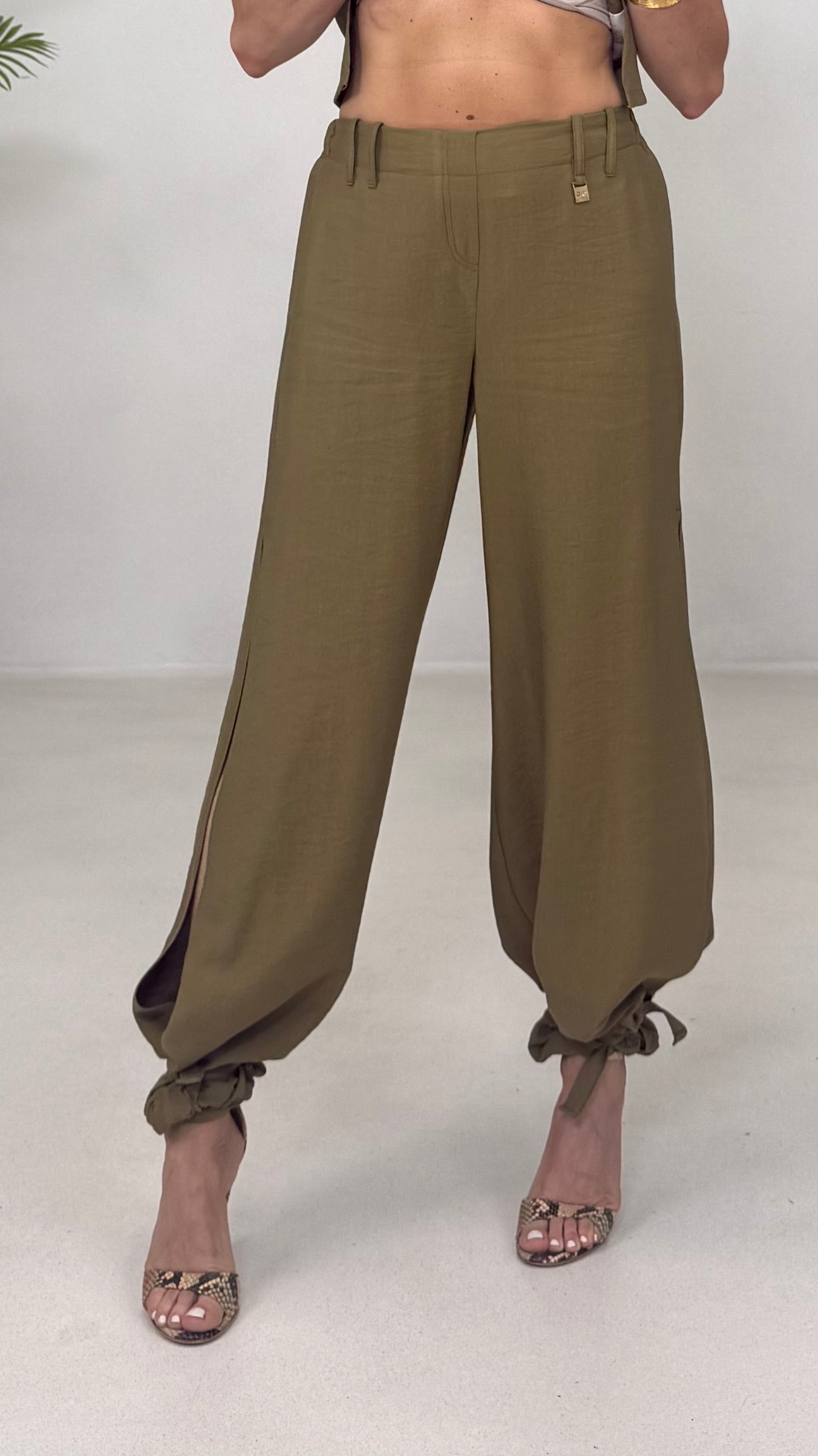 PANTALONE ODALISCA CON SPACCHI IN VISCOSA CRASH