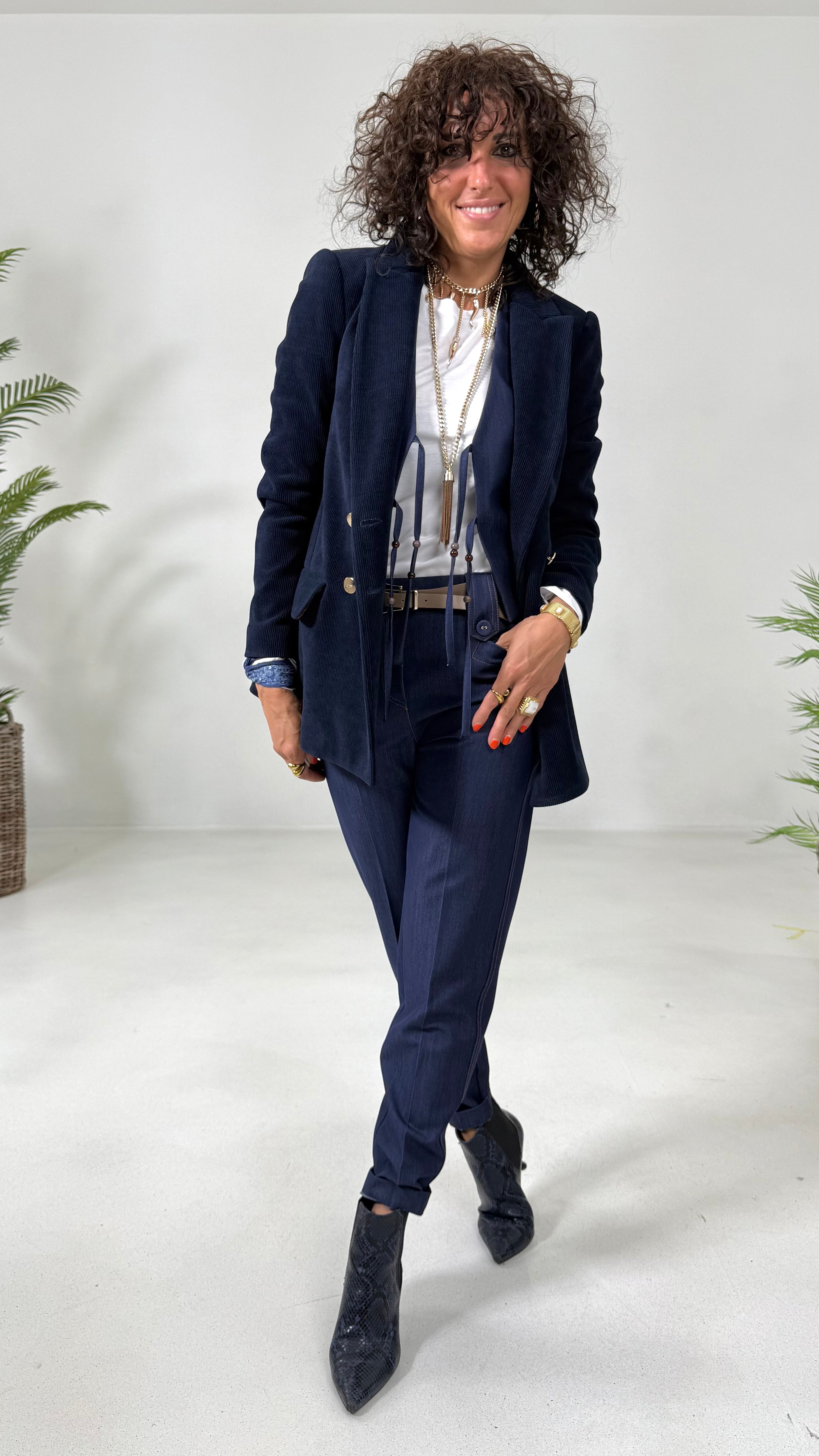 BASIC IN TESSUTO JEANS SLEGATO