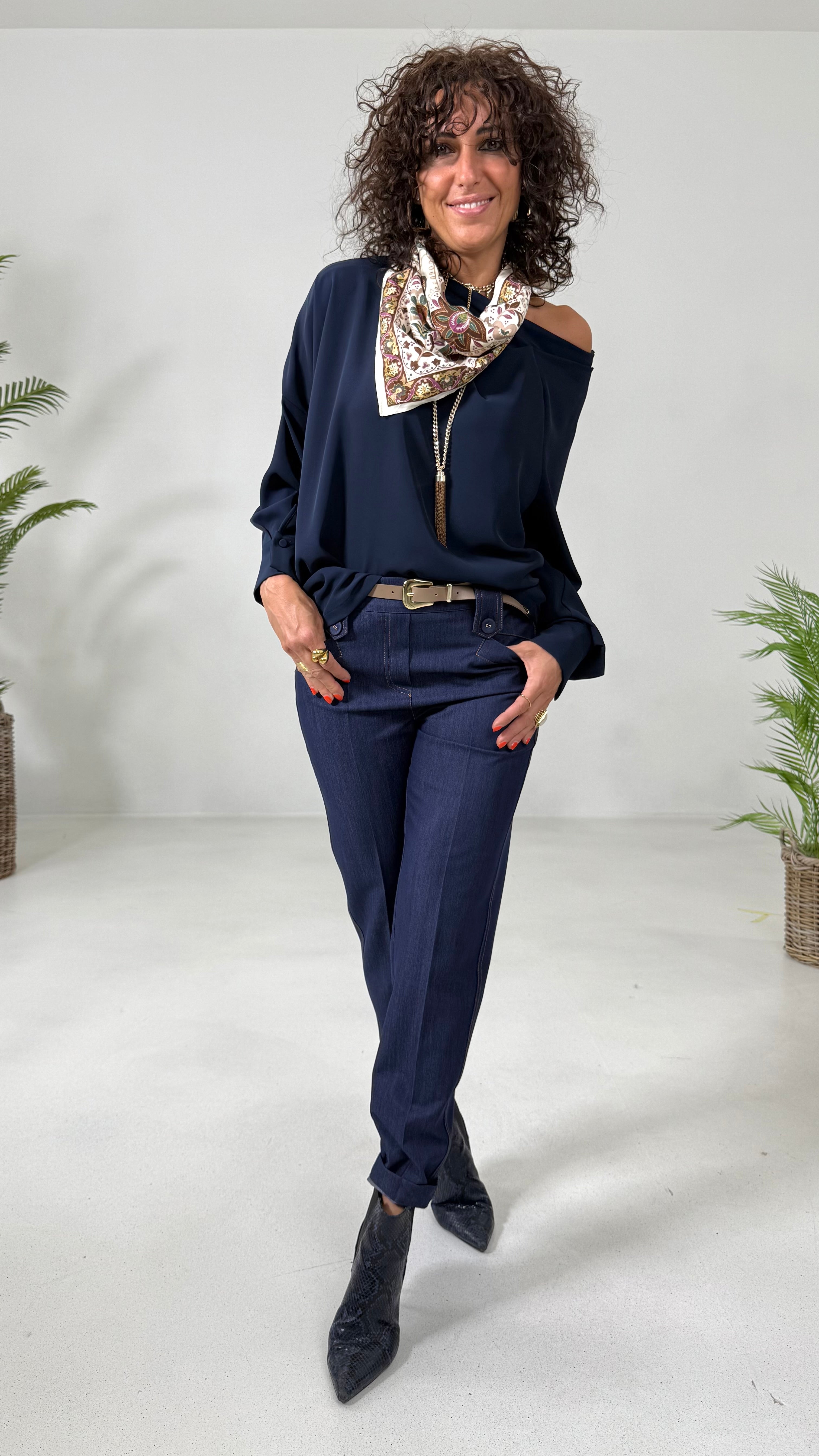 BASIC IN TESSUTO JEANS SLEGATO