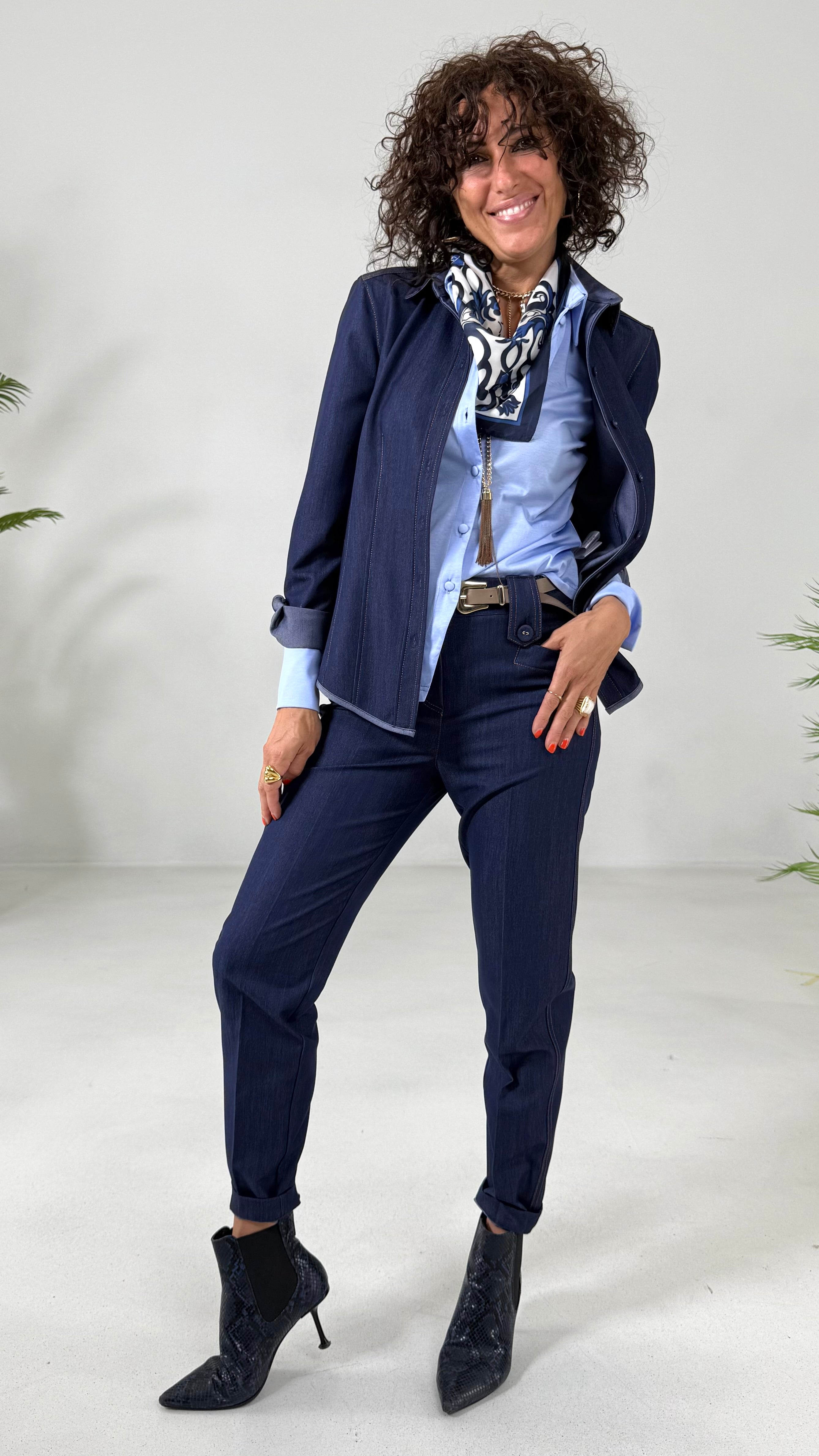 BASIC IN TESSUTO JEANS SLEGATO